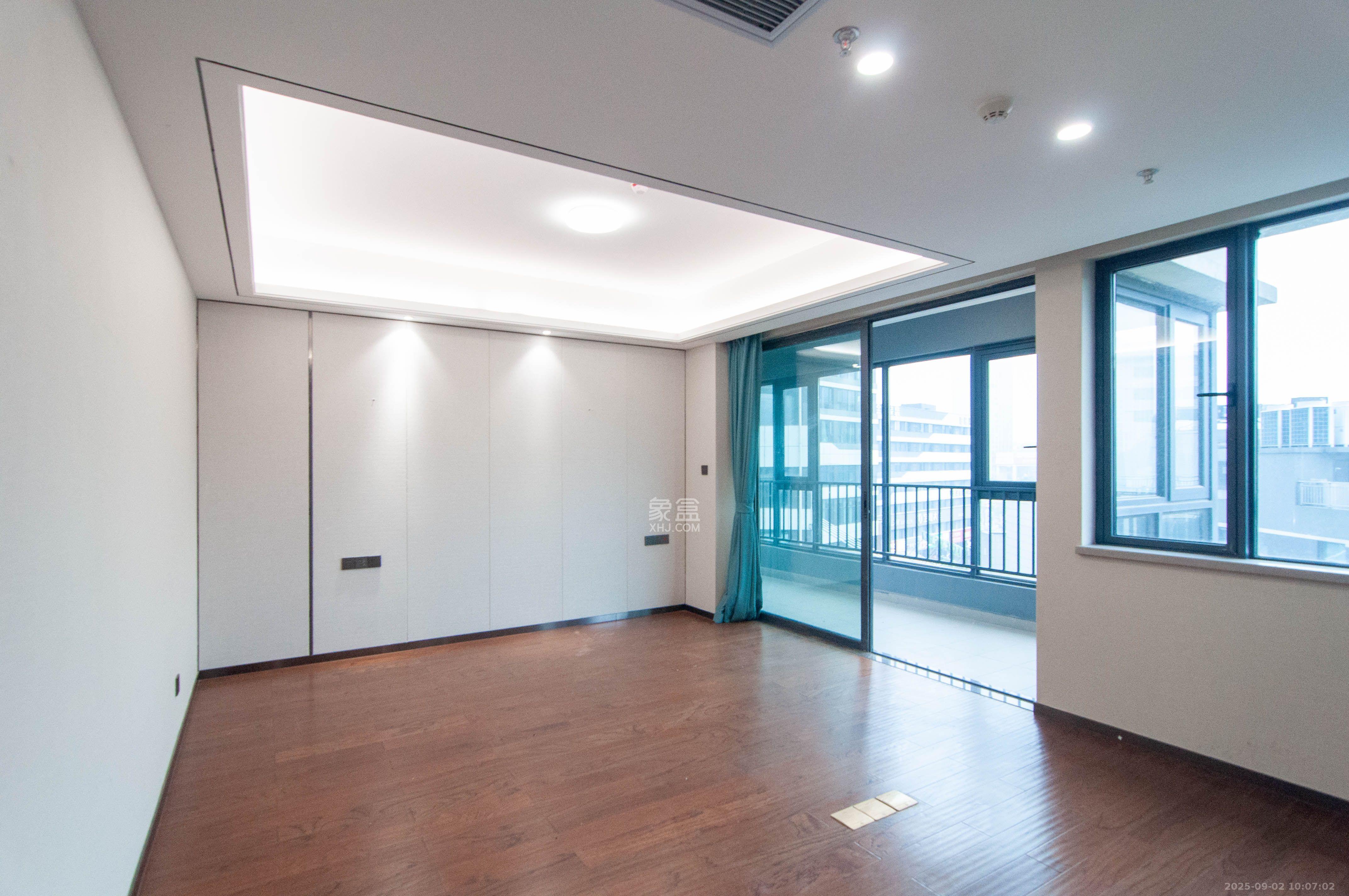 旭辉都会山 4室2厅3卫 8000.0元/月 旭辉都会山 4室2厅3卫 8000.0元/月室内图