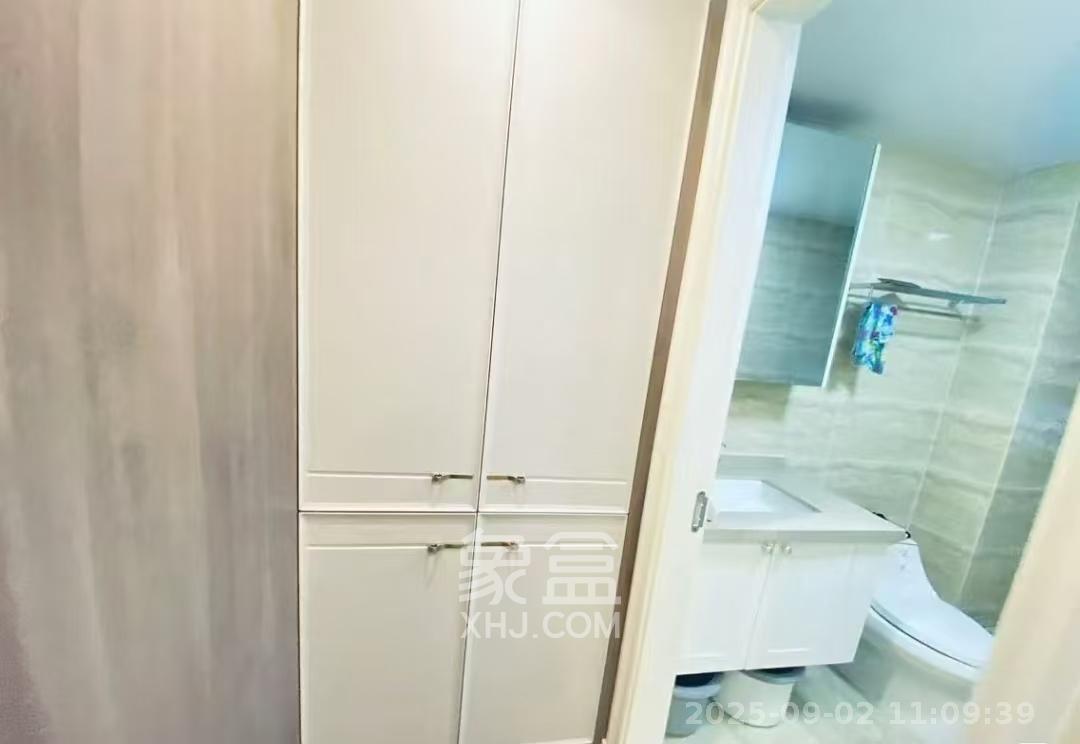万科魅力之城  3室2厅2卫   2800.00元/月室内图