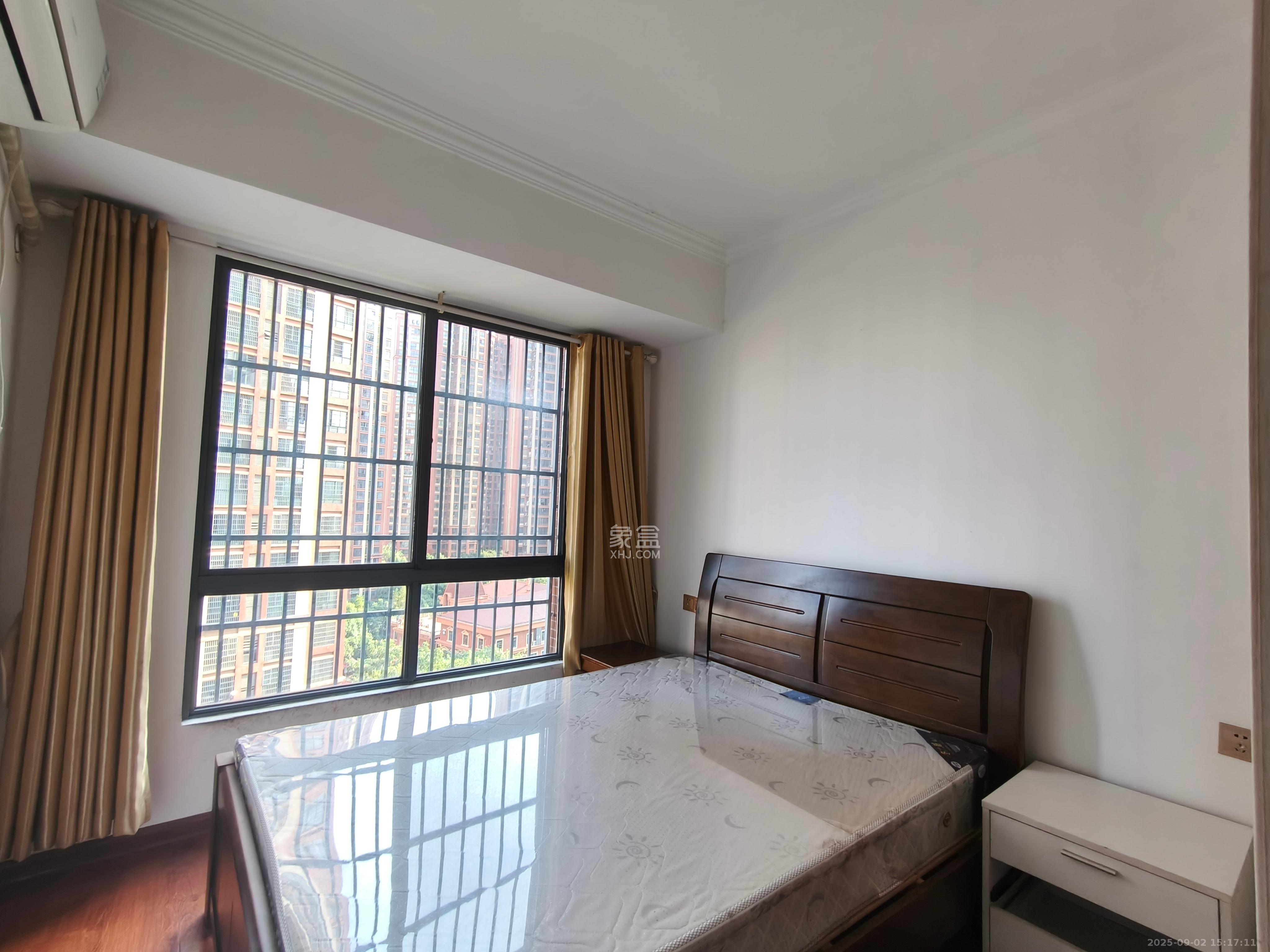 海德公园 4室2厅2卫 2200.0元/月 海德公园 4室2厅2卫 2200.0元/月室内图