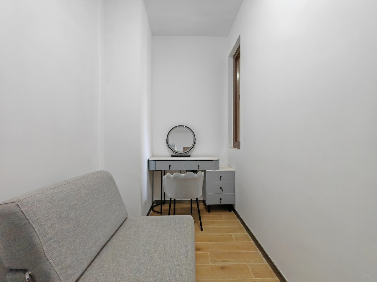 海航豪庭南苑  2室2厅2卫    4500.0元/月 海航豪庭南苑  2室2厅2卫    4500.0元/月室内图