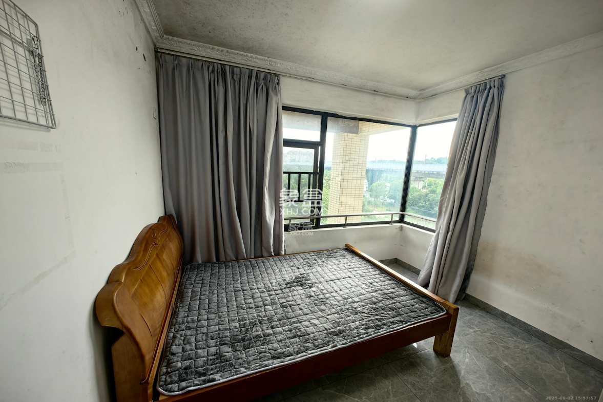 福天藏郡院子  2室2厅1卫    1600.0元/月 福天藏郡院子  2室2厅1卫    1600.0元/月室内图