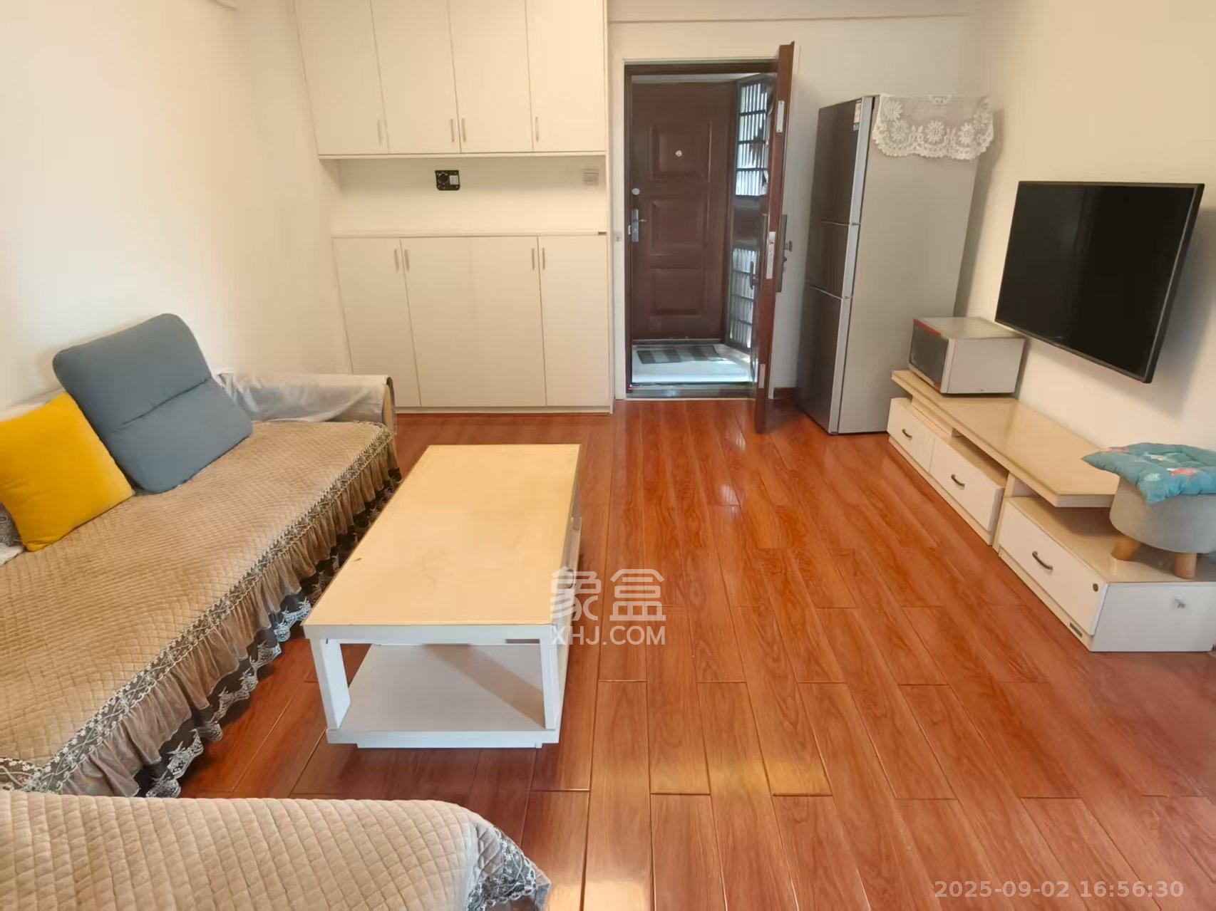 鑫远微中心 2室1厅1卫 1800.0元/月 鑫远微中心 2室1厅1卫 1800.0元/月室内图