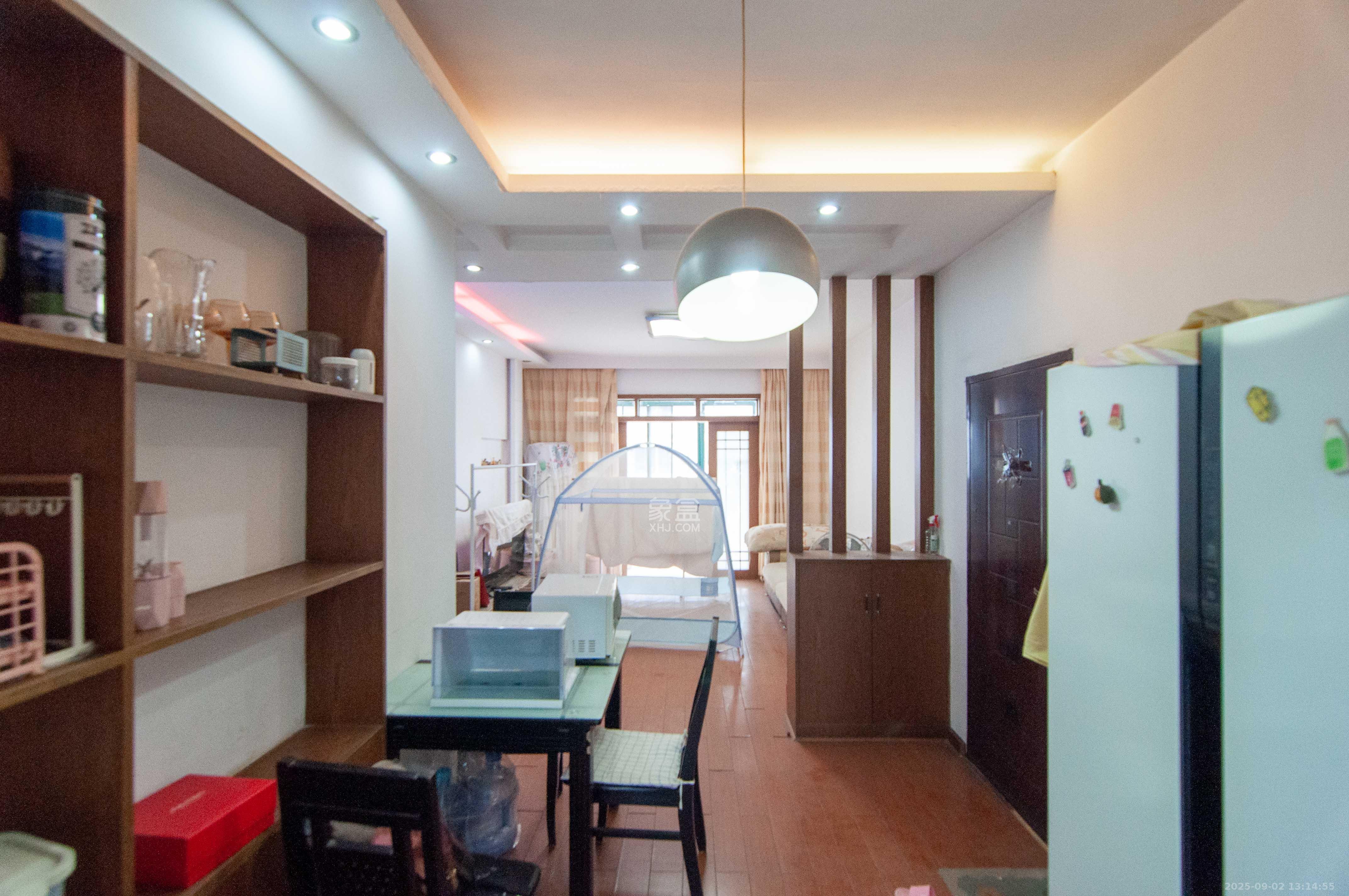 望兴景园一期 2室2厅1卫 70.0万 望兴景园一期 2室2厅1卫 70.0万客厅