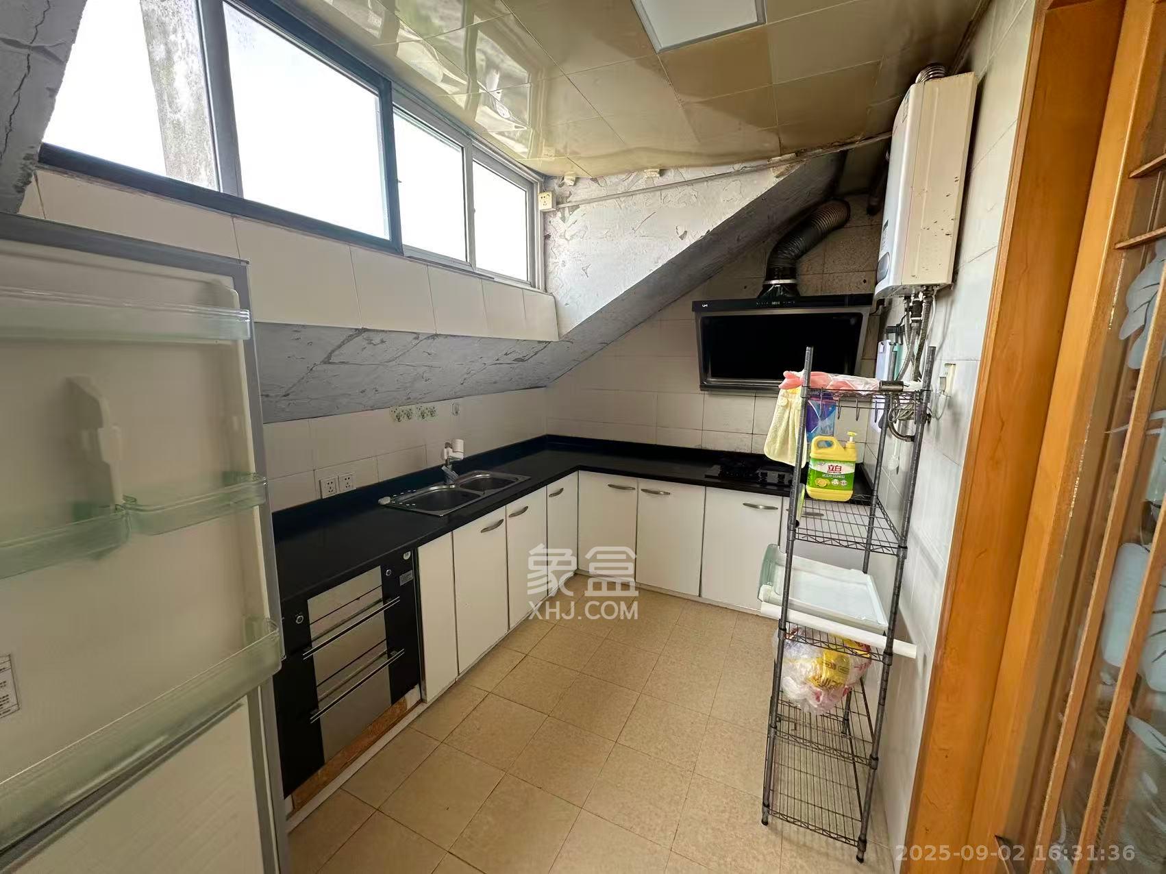 振湘园  3室2厅1卫    1600.0元/月 振湘园  3室2厅1卫    1600.0元/月室内图