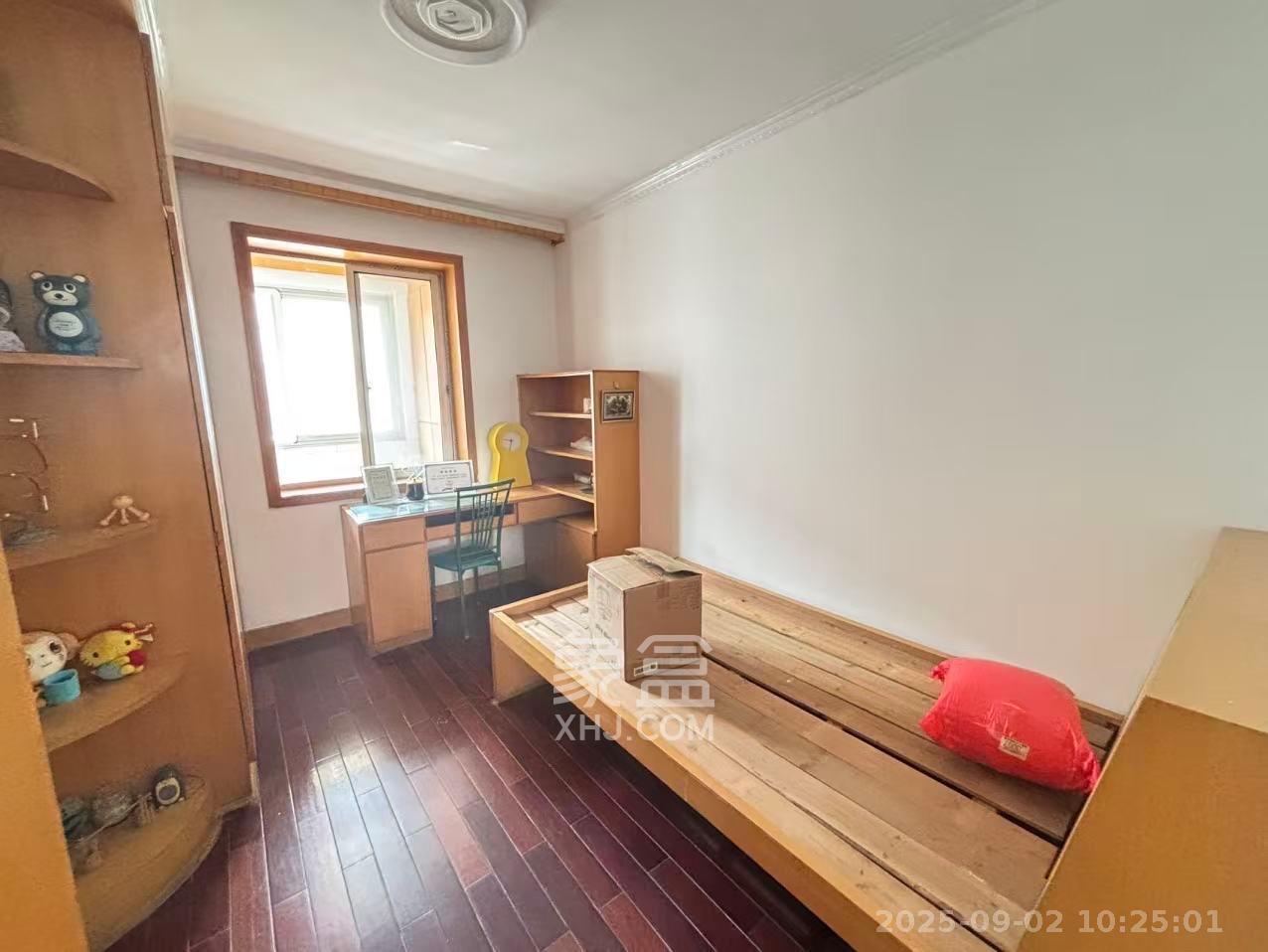 南园小区  1室0厅0卫    1600.0元/月室内图