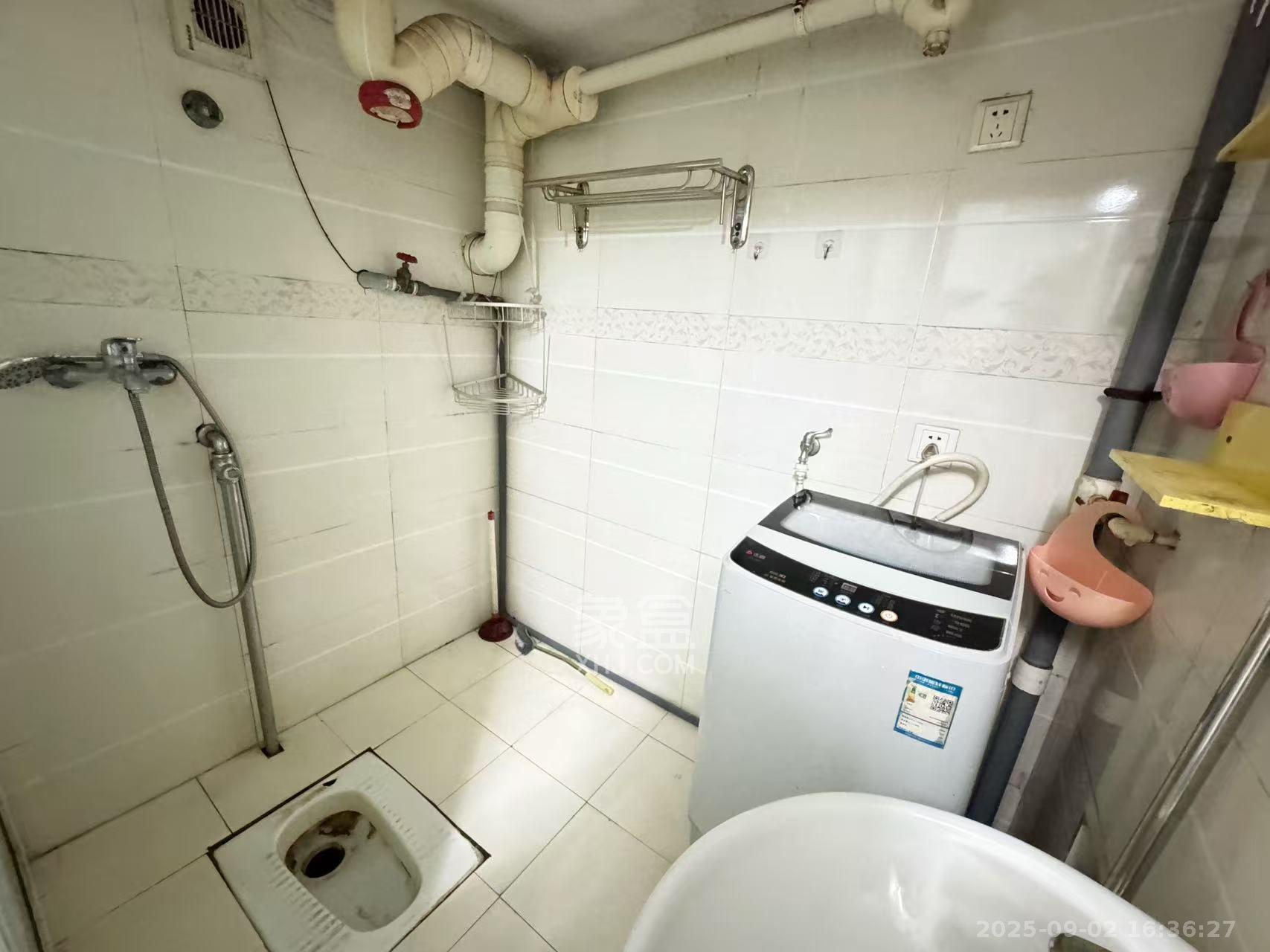 恩瑞麓山名园(龙王港小区) 2室1厅1卫 1600.0元/月 恩瑞麓山名园(龙王港小区) 2室1厅1卫 1600.0元/月室内图