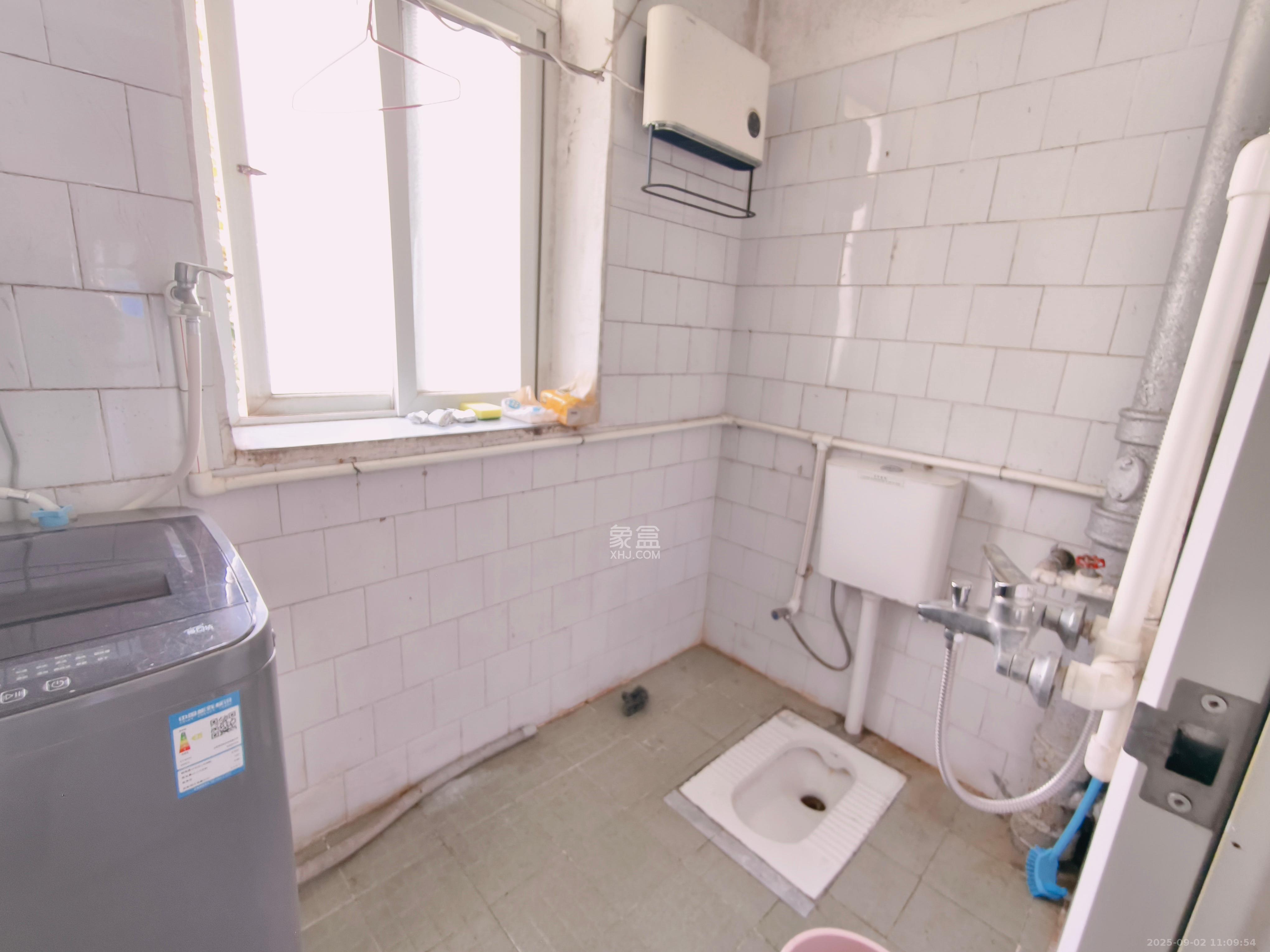 湖橡宿舍/湖橡小区  2室1厅1卫    1500.0元/月室内图