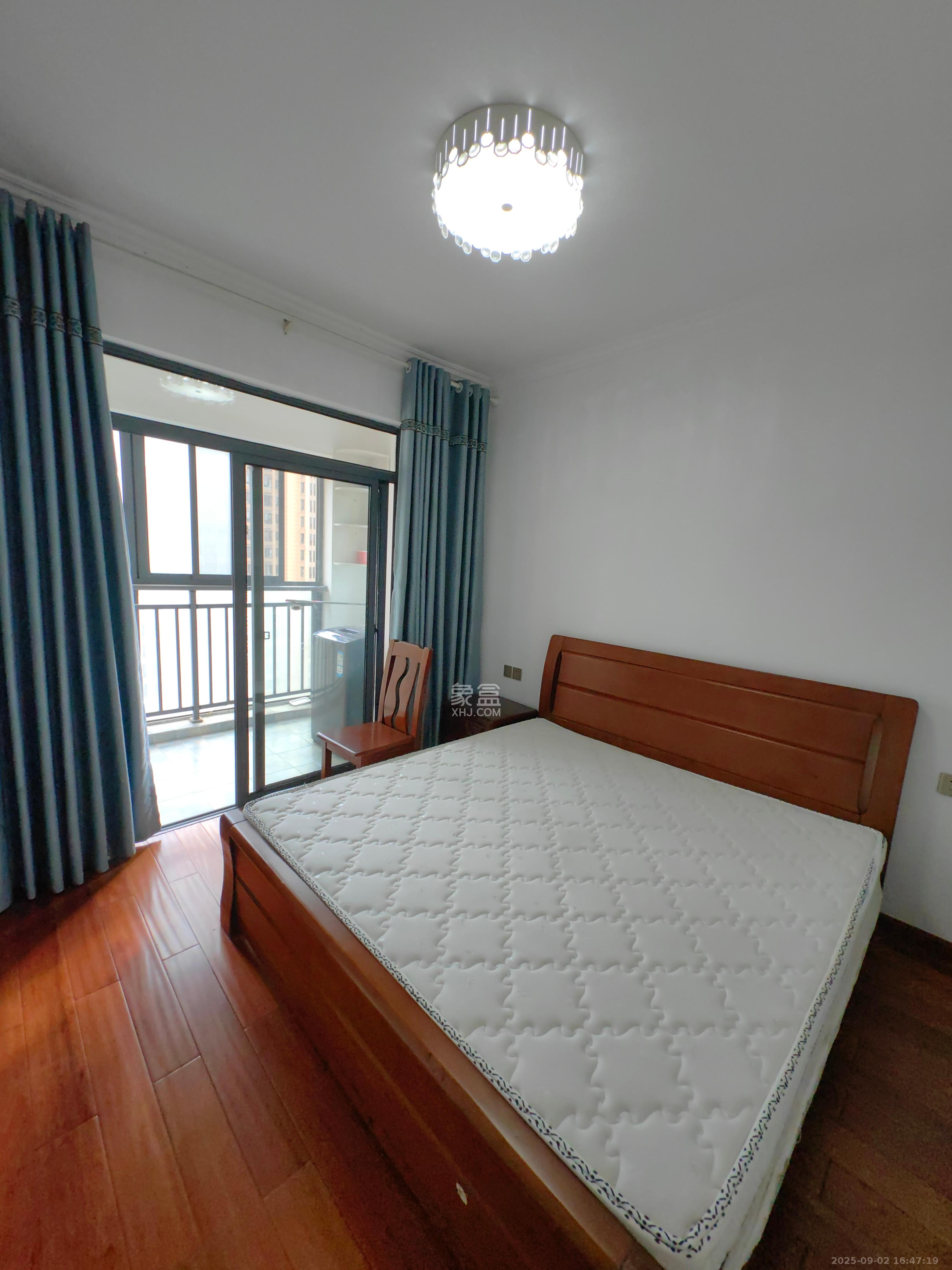 荣盛花语馨苑 3室2厅1卫 2800.0元/月 荣盛花语馨苑 3室2厅1卫 2800.0元/月室内图