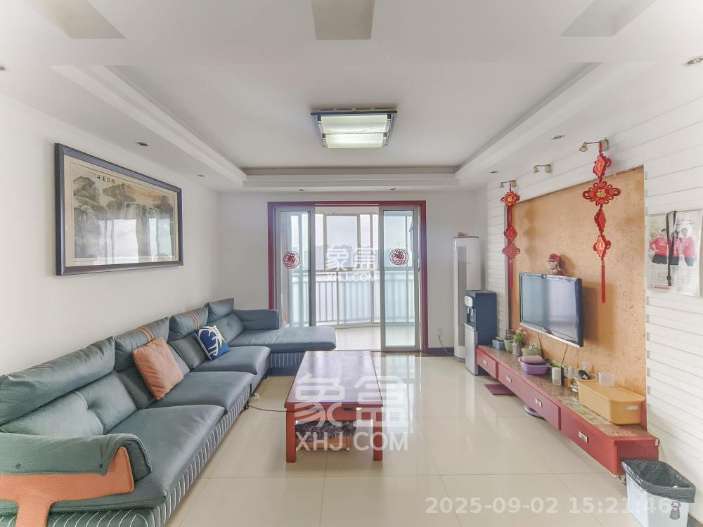 世景华庭  3室2厅2卫    2500.0元/月室内图