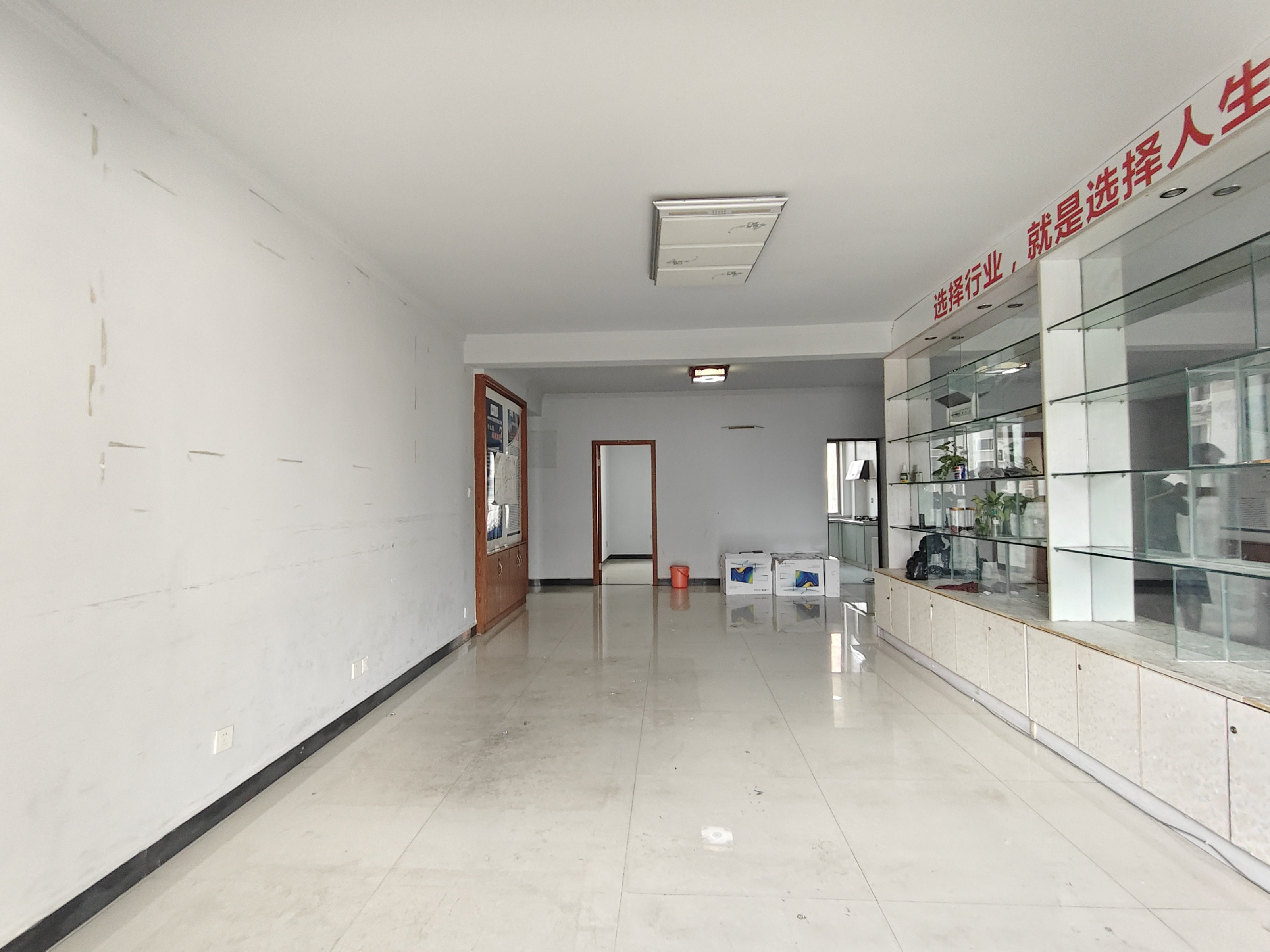 维港十字街 4室2厅2卫 2000.0元/月 维港十字街 4室2厅2卫 2000.0元/月室内图