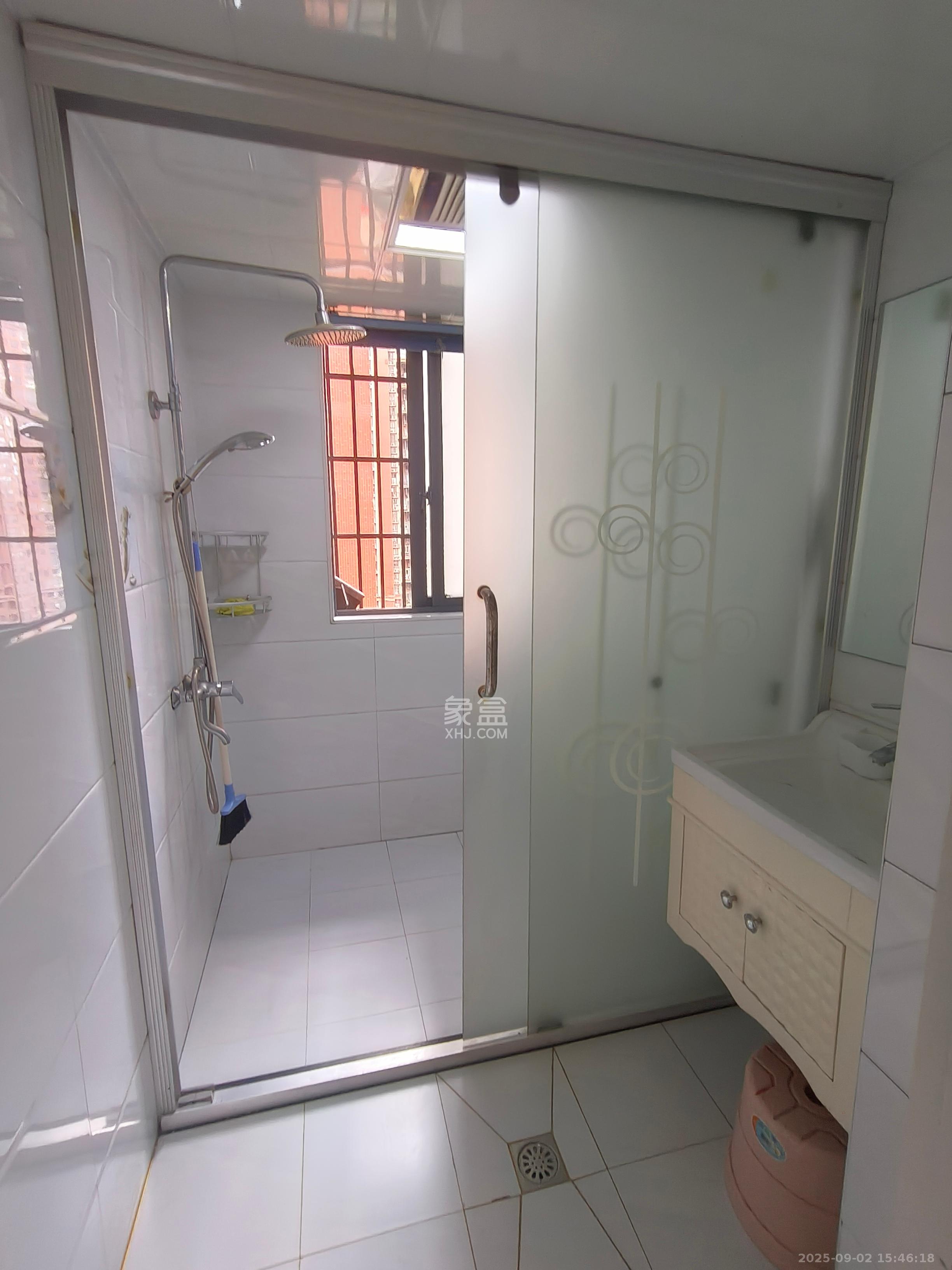 海德公园 3室2厅1卫 1700.0元/月 海德公园 3室2厅1卫 1700.0元/月室内图