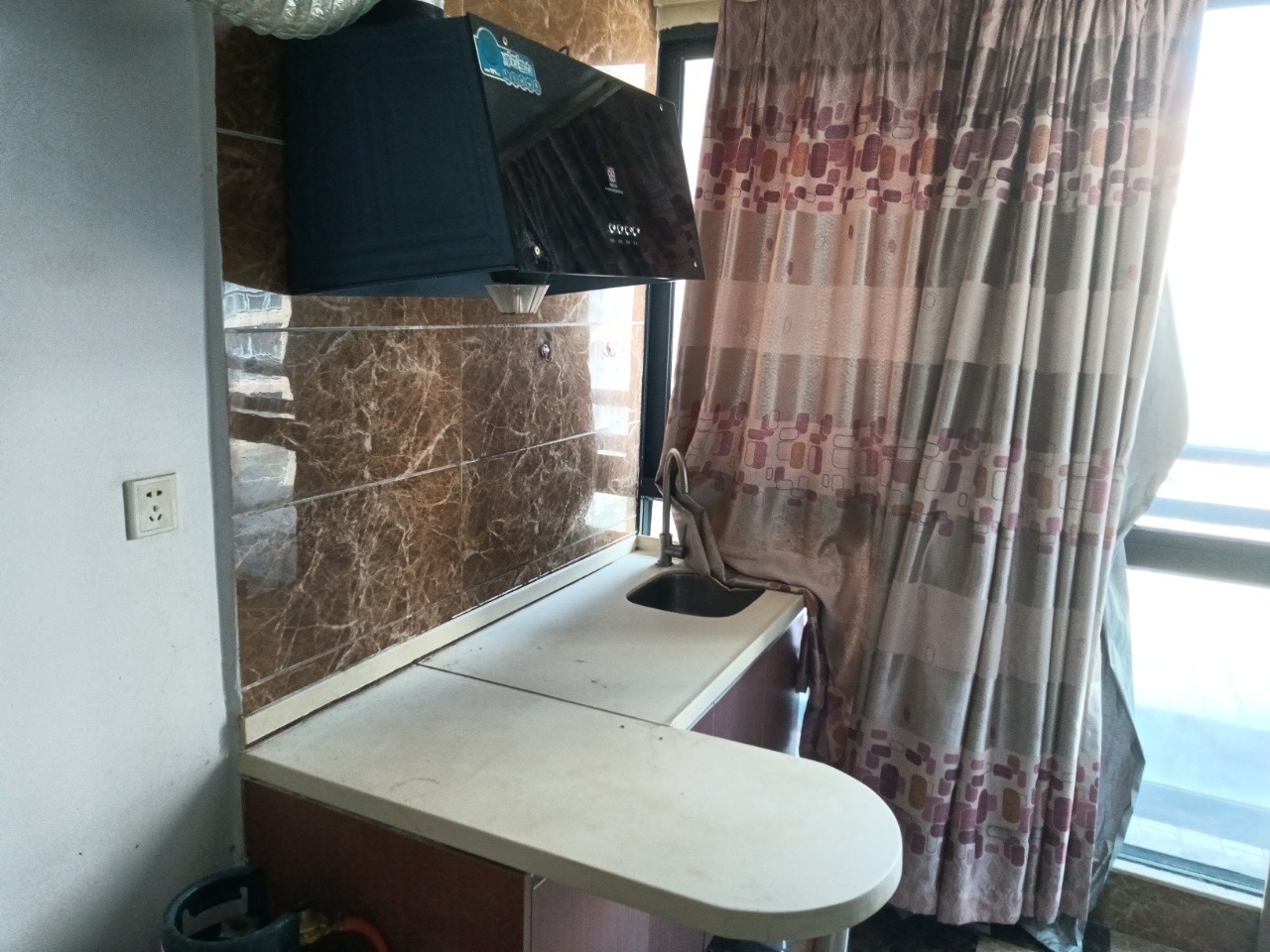 正大豪庭 1室0厅1卫 1500.0元/月 正大豪庭 1室0厅1卫 1500.0元/月室内图