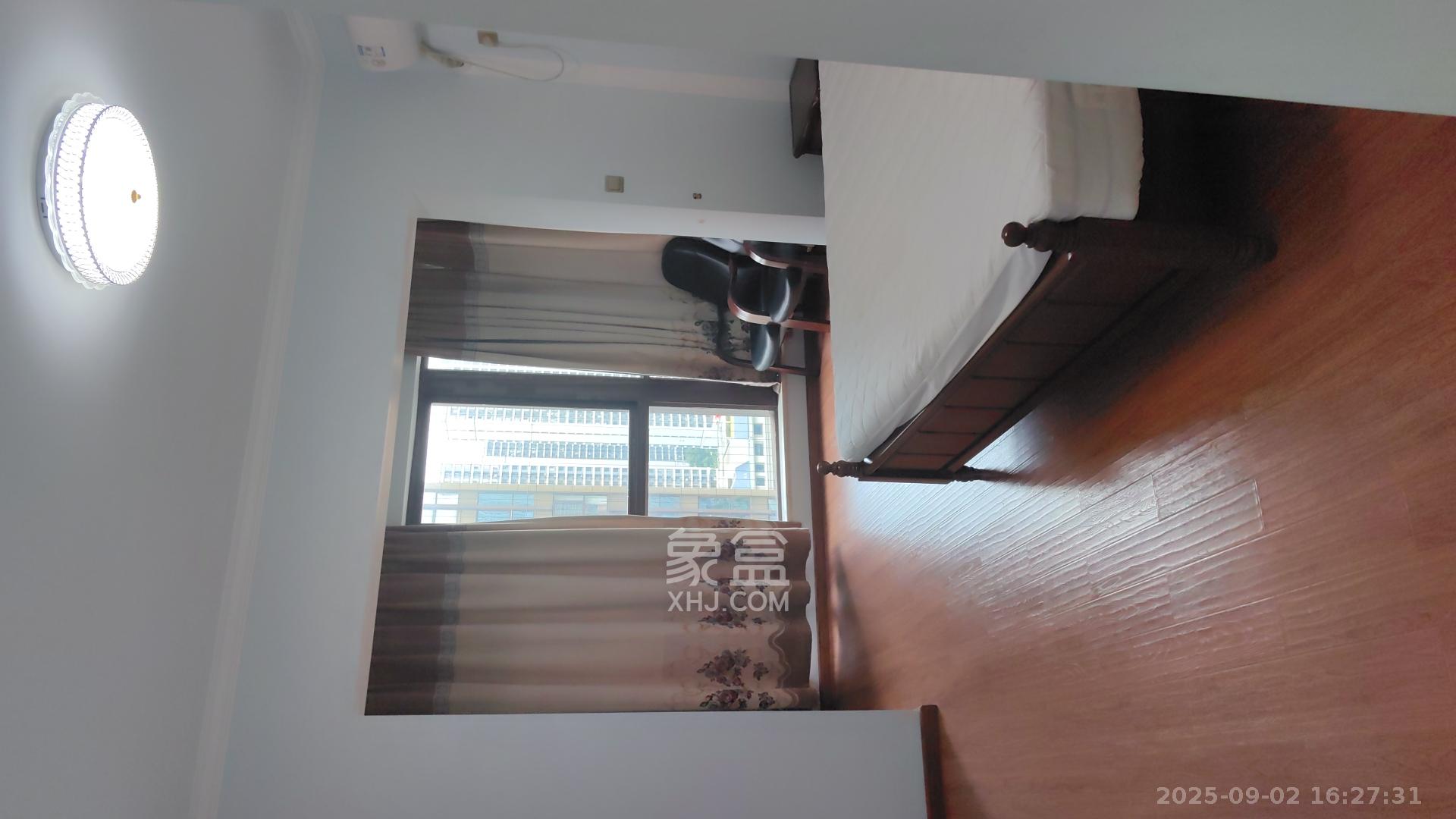 星月绿洲  3室2厅2卫    2200.0元/月 星月绿洲  3室2厅2卫    2200.0元/月室内图