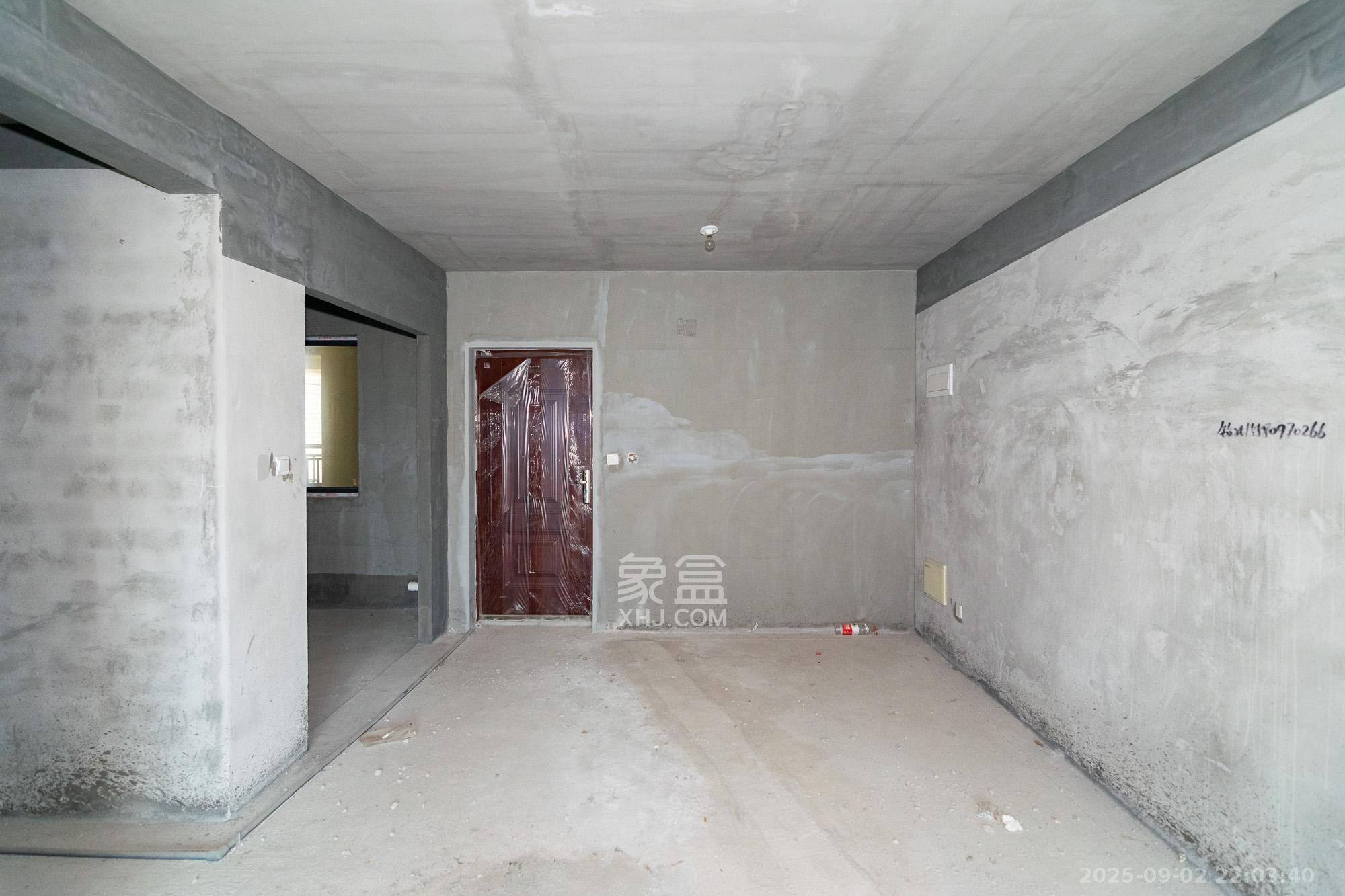 澳海望洲府  3室2厅1卫    65.8万 澳海望洲府  3室2厅1卫    65.8万客厅