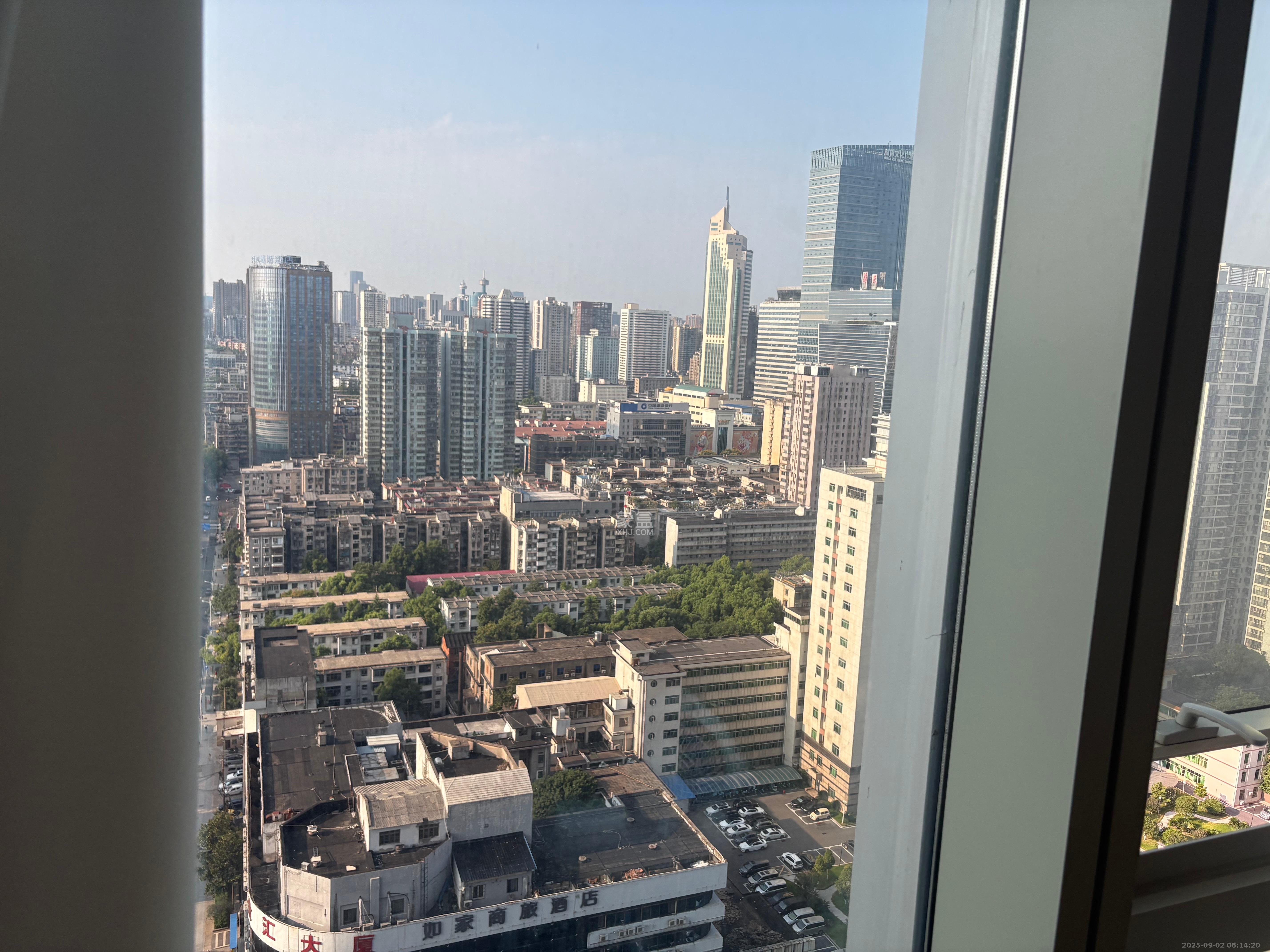 敬天广场  1室1厅1卫    2600.0元/月室内图