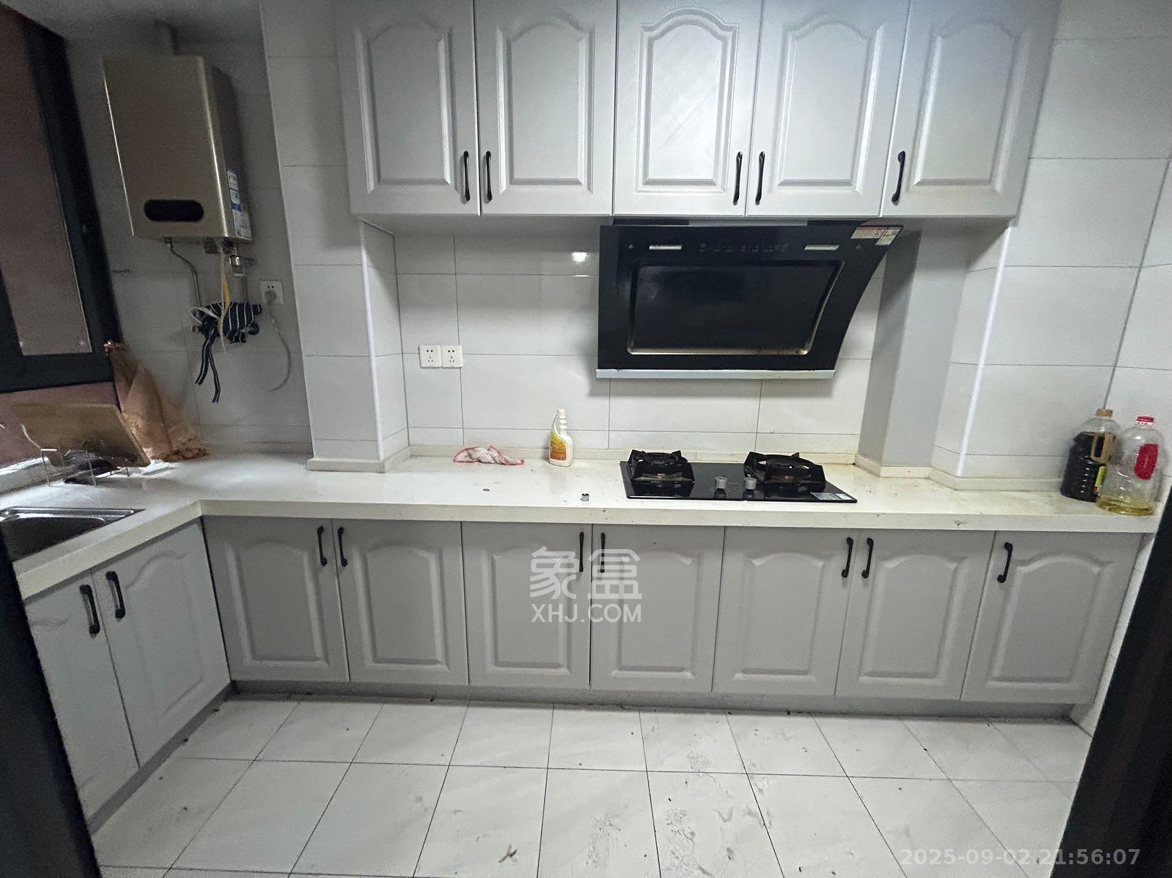 金谷豪庭 2室2厅1卫 1700.0元/月 金谷豪庭 2室2厅1卫 1700.0元/月室内图