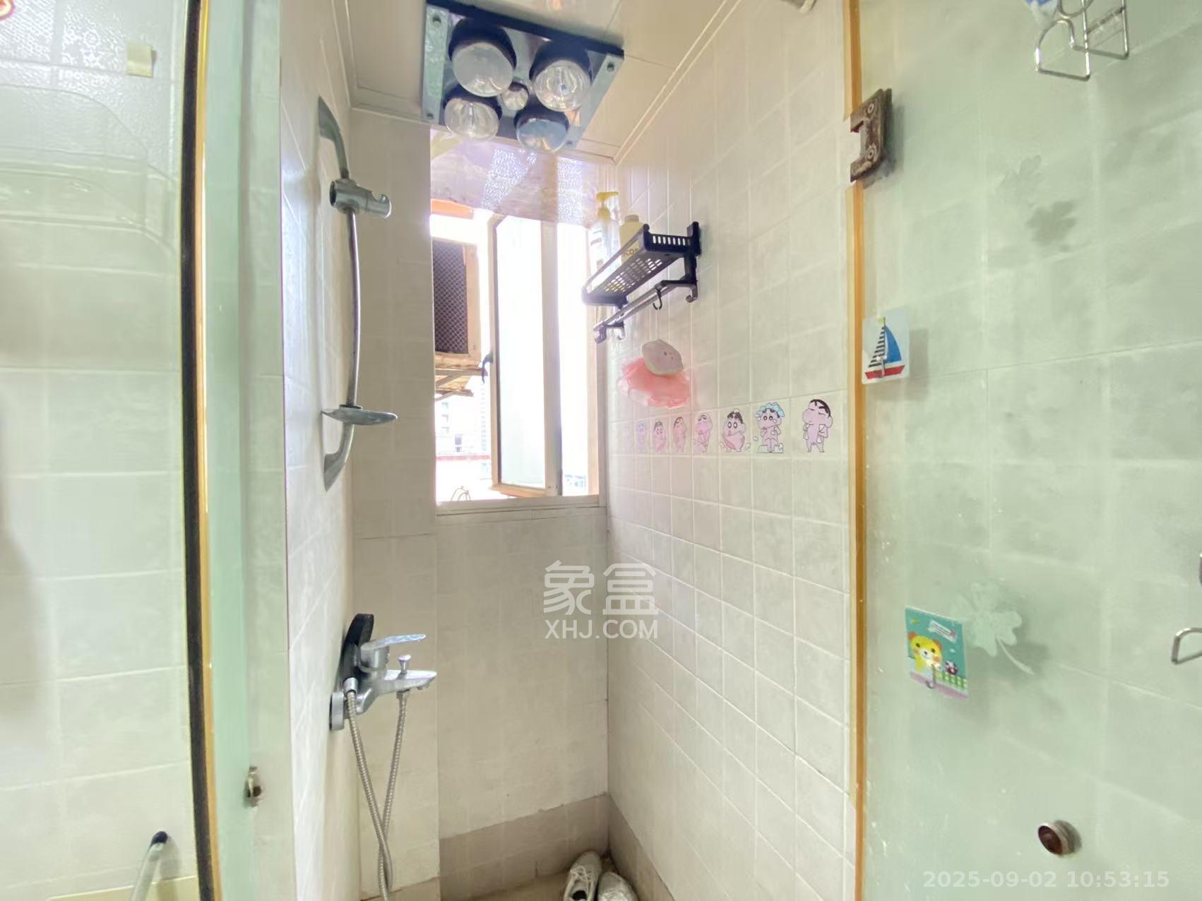 白沙晶城  1室1厅0卫    1600.0元/月室内图