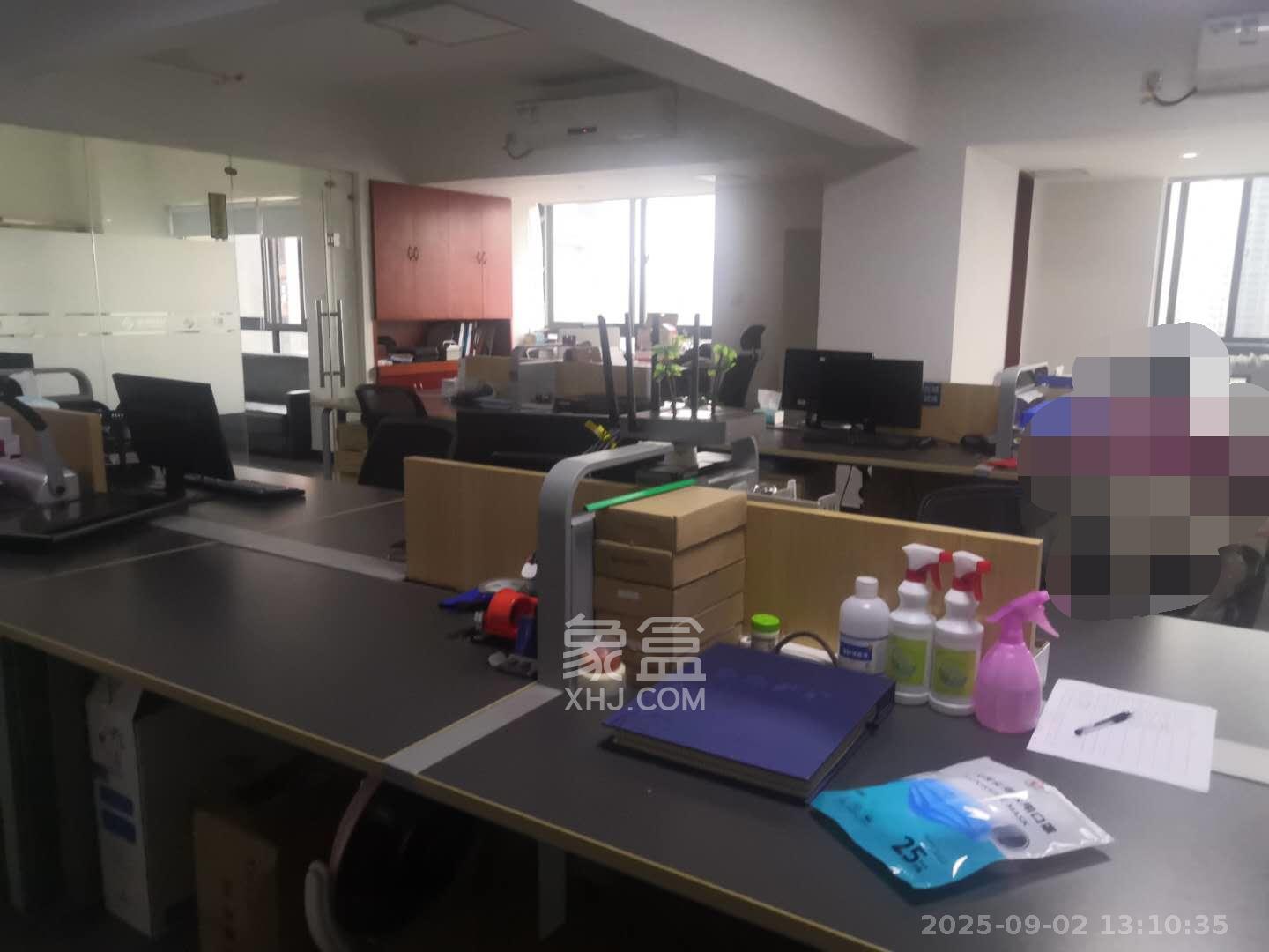 山水湾  1室1厅1卫   2100.00元/月户型图