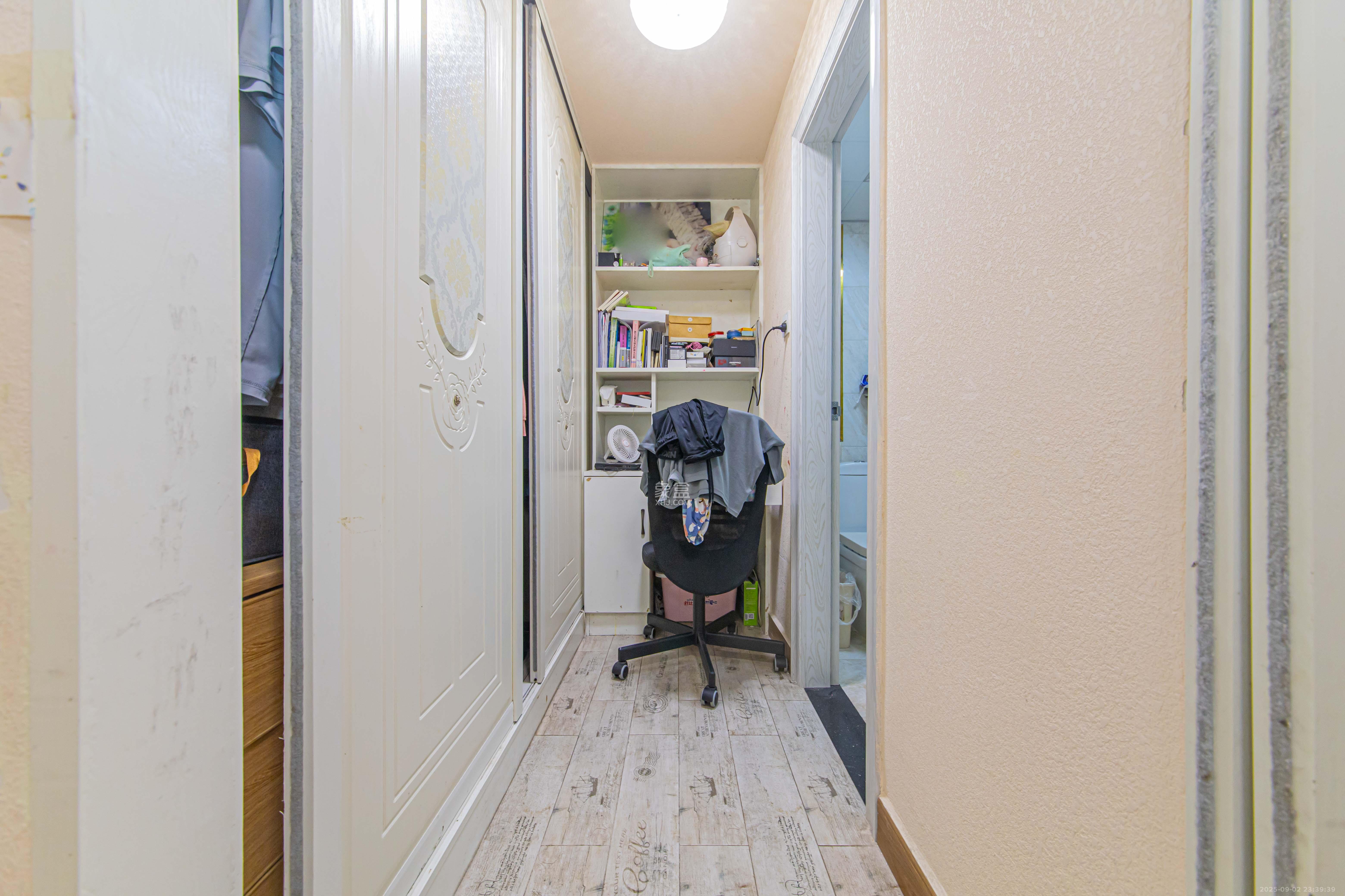 中建芙蓉嘉苑  3室2厅2卫    88.8万 中建芙蓉嘉苑  3室2厅2卫    88.8万卫生间