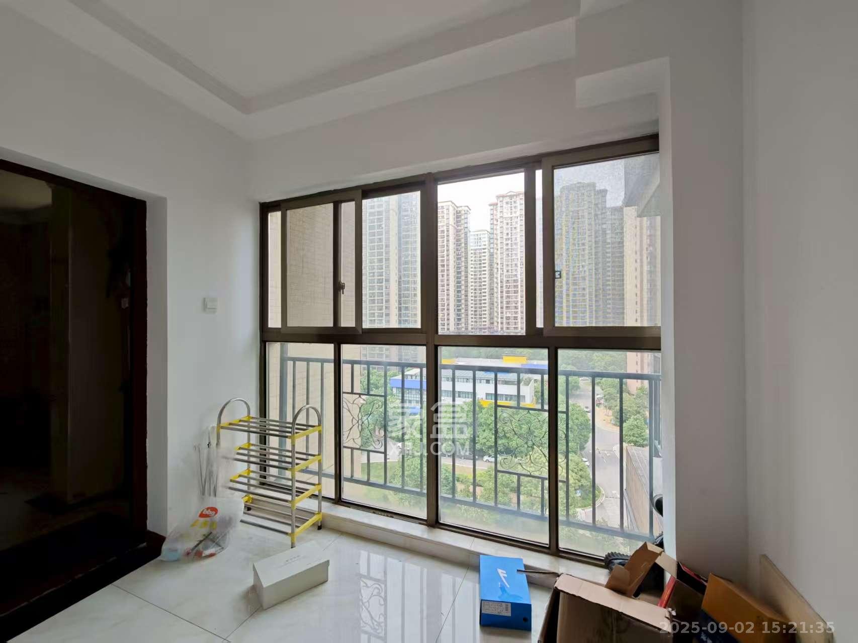 江山帝景哈佛  3室2厅2卫    2200.0元/月 江山帝景哈佛  3室2厅2卫    2200.0元/月室内图