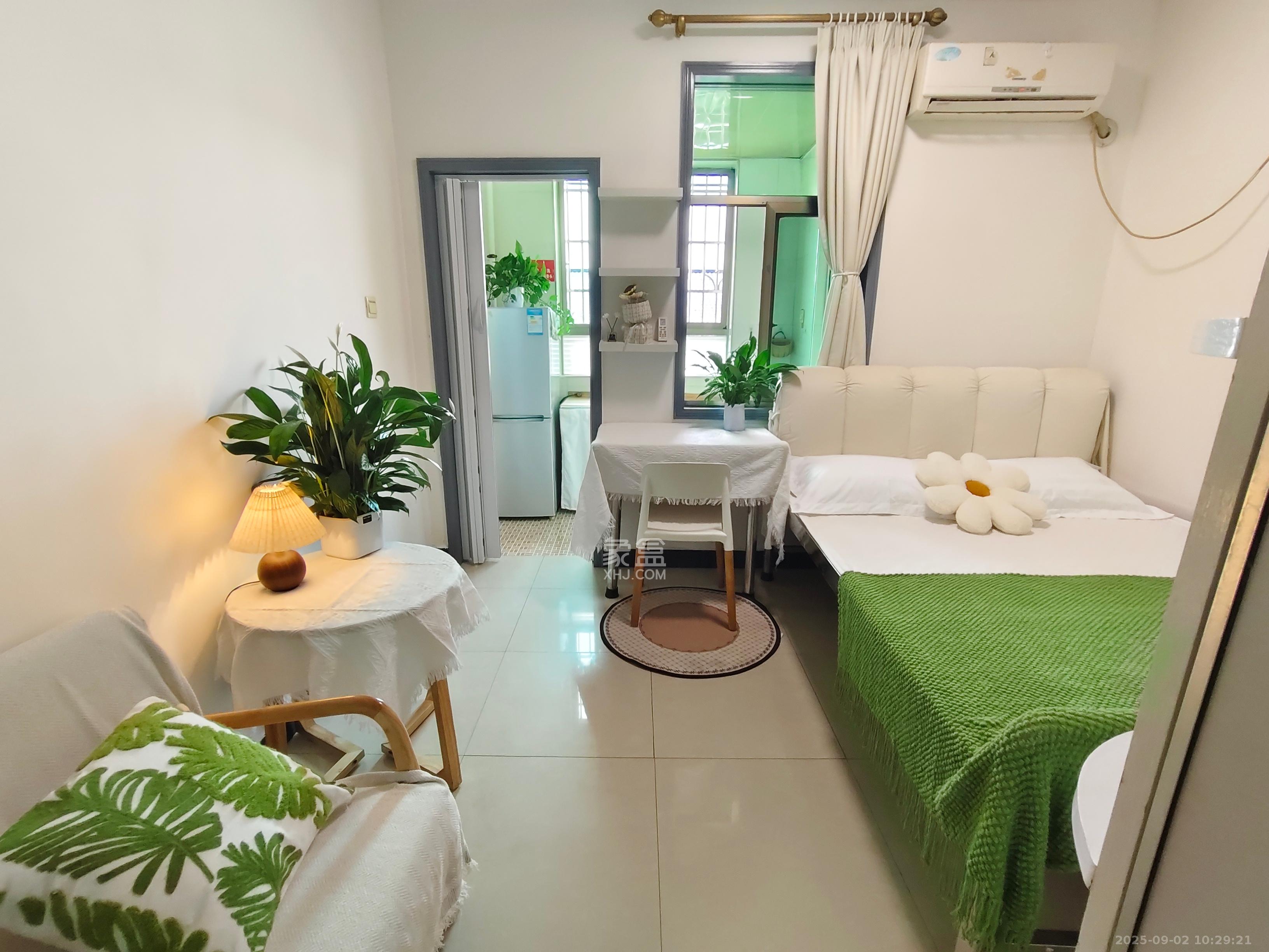 熊家湾安置小区 1室1厅1卫 1350.0元/月 熊家湾安置小区 1室1厅1卫 1350.0元/月室内图