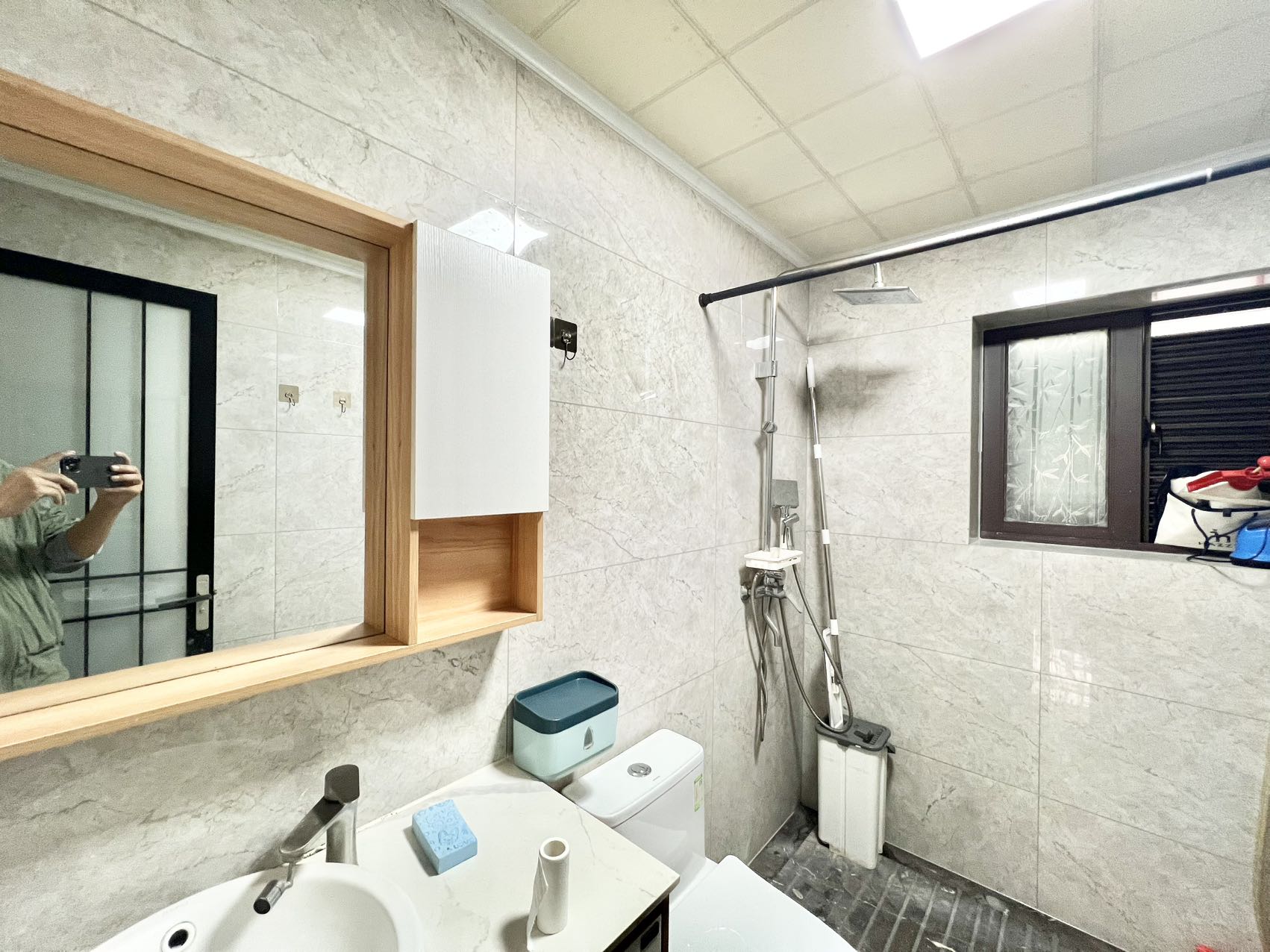 爱琴海  3室2厅2卫    3500.0元/月 爱琴海  3室2厅2卫    3500.0元/月室内图