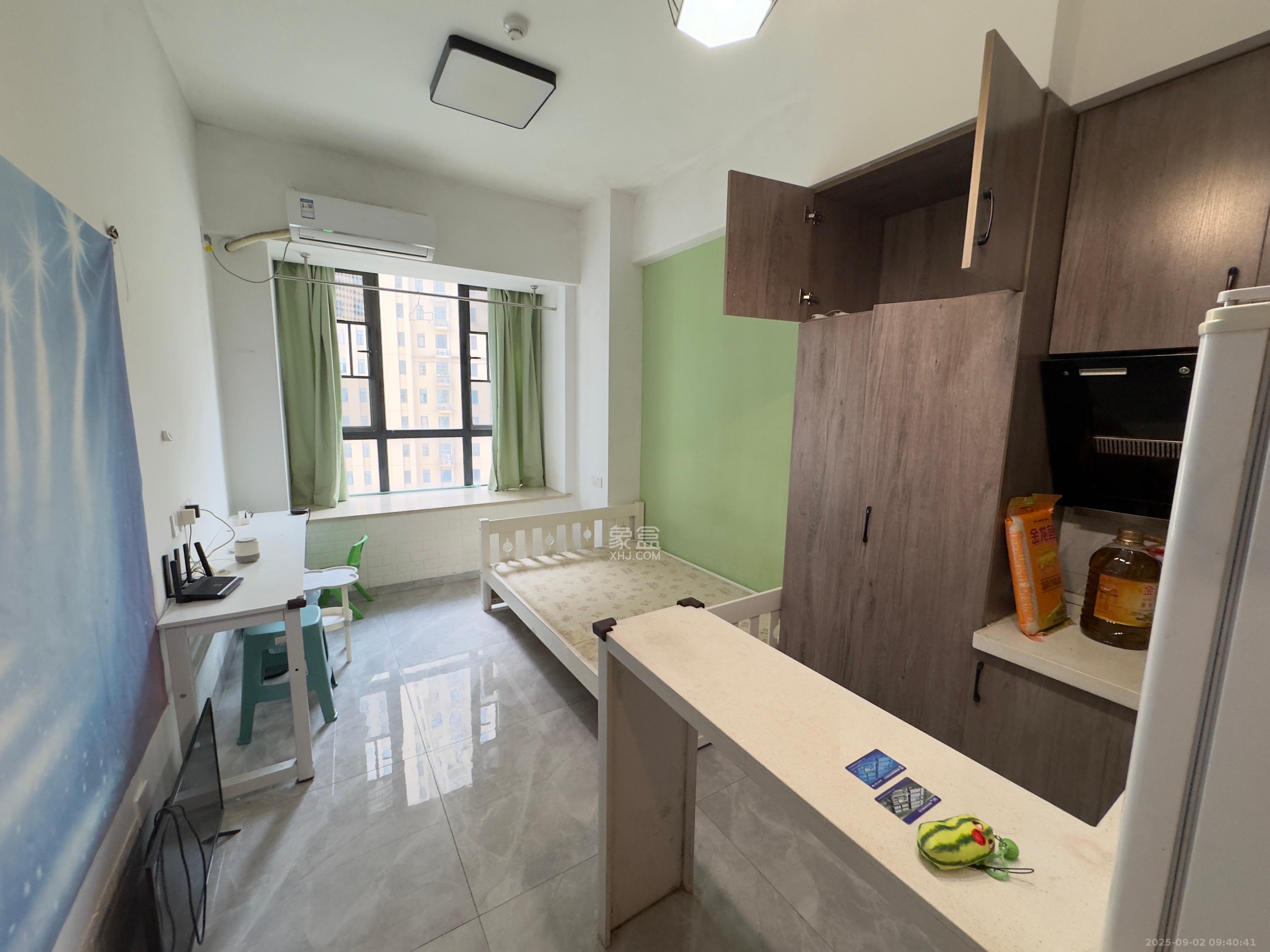 洋湖时代 1室1厅1卫 1000.0元/月 洋湖时代 1室1厅1卫 1000.0元/月室内图