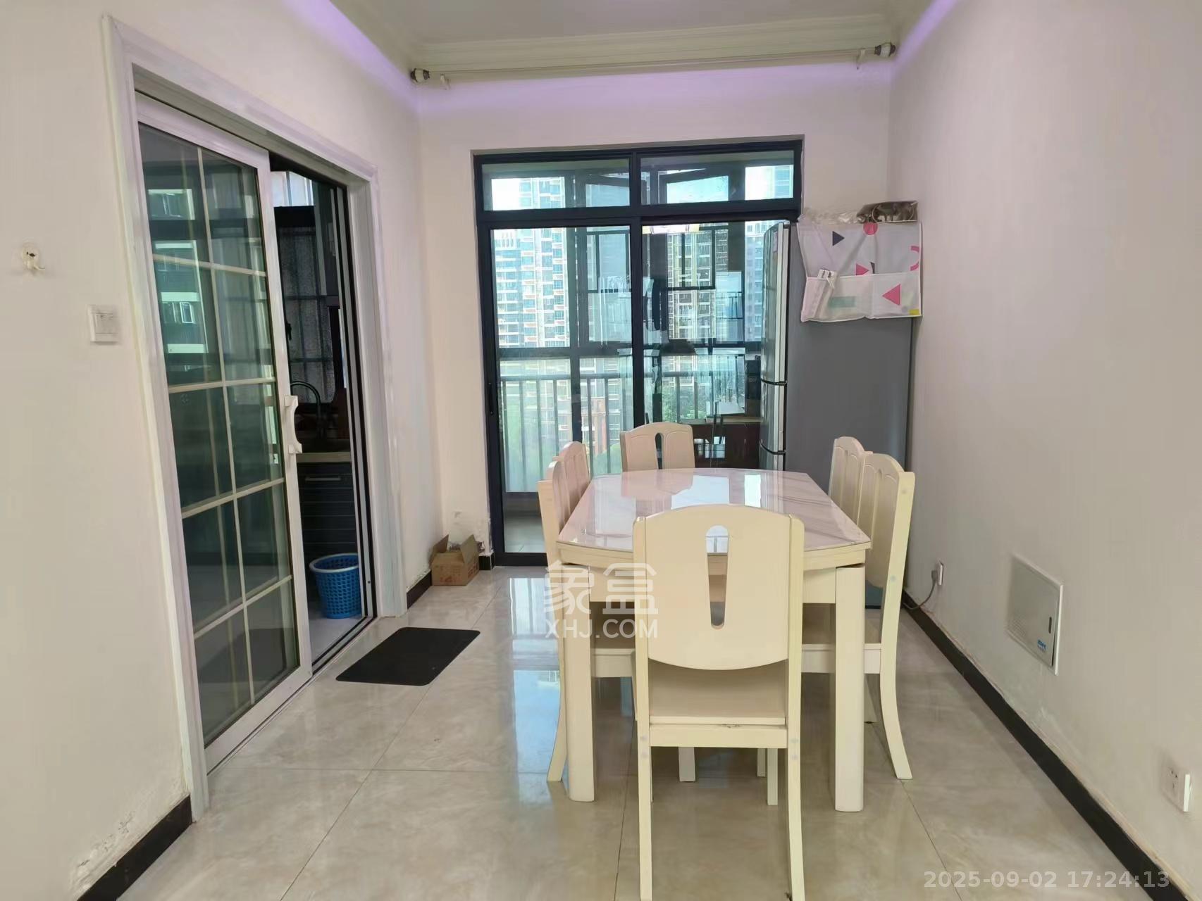 恒生碧水龙庭 3室2厅2卫 2100.0元/月 恒生碧水龙庭 3室2厅2卫 2100.0元/月室内图