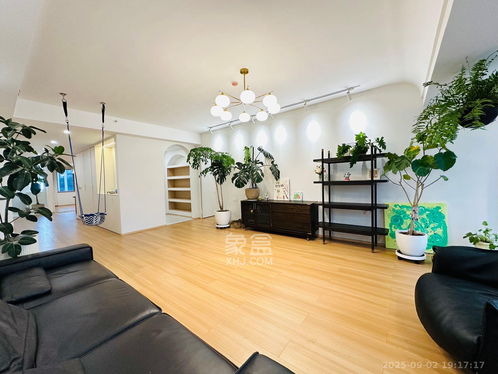 梅溪华府(新城金茂梦想华府)  4室2厅3卫    7000.0元/月 梅溪华府(新城金茂梦想华府)  4室2厅3卫    7000.0元/月室内图