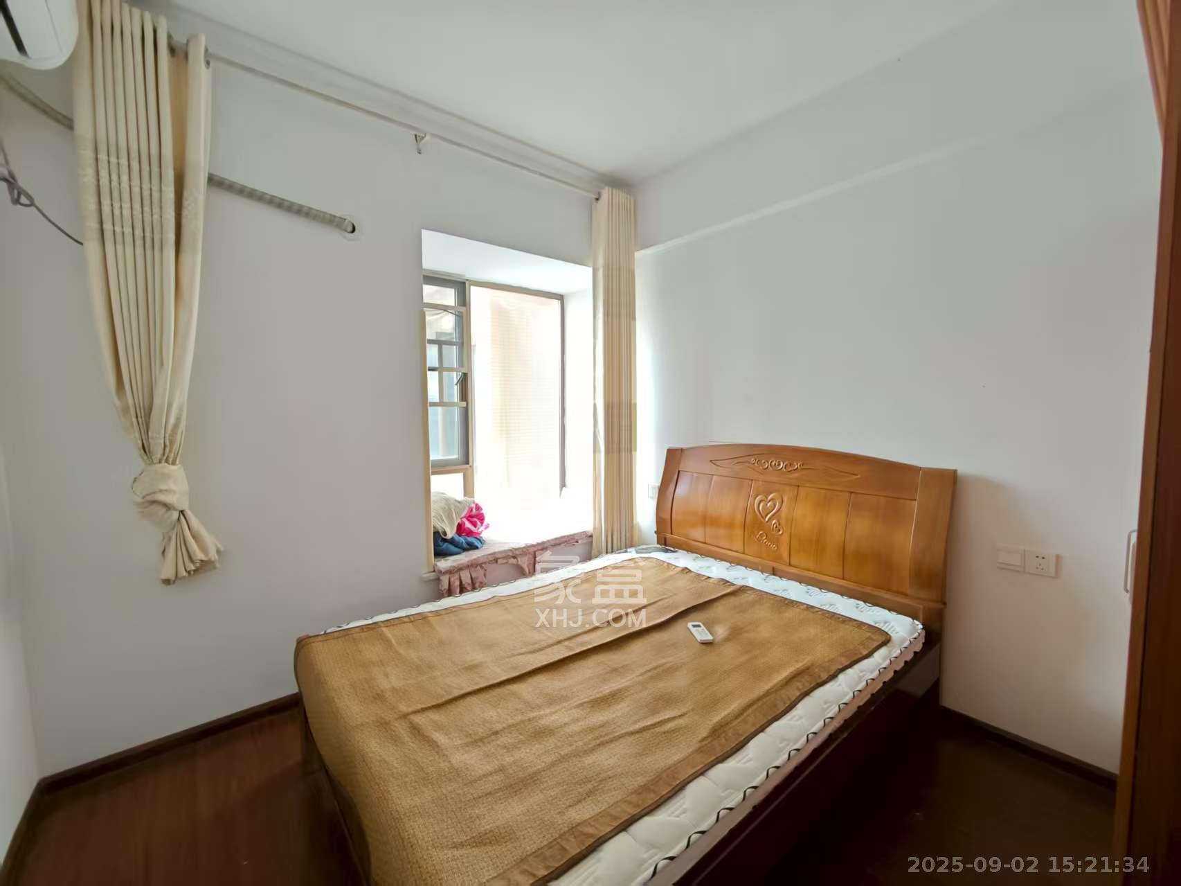 江山帝景哈佛  3室2厅2卫    2200.0元/月 江山帝景哈佛  3室2厅2卫    2200.0元/月室内图