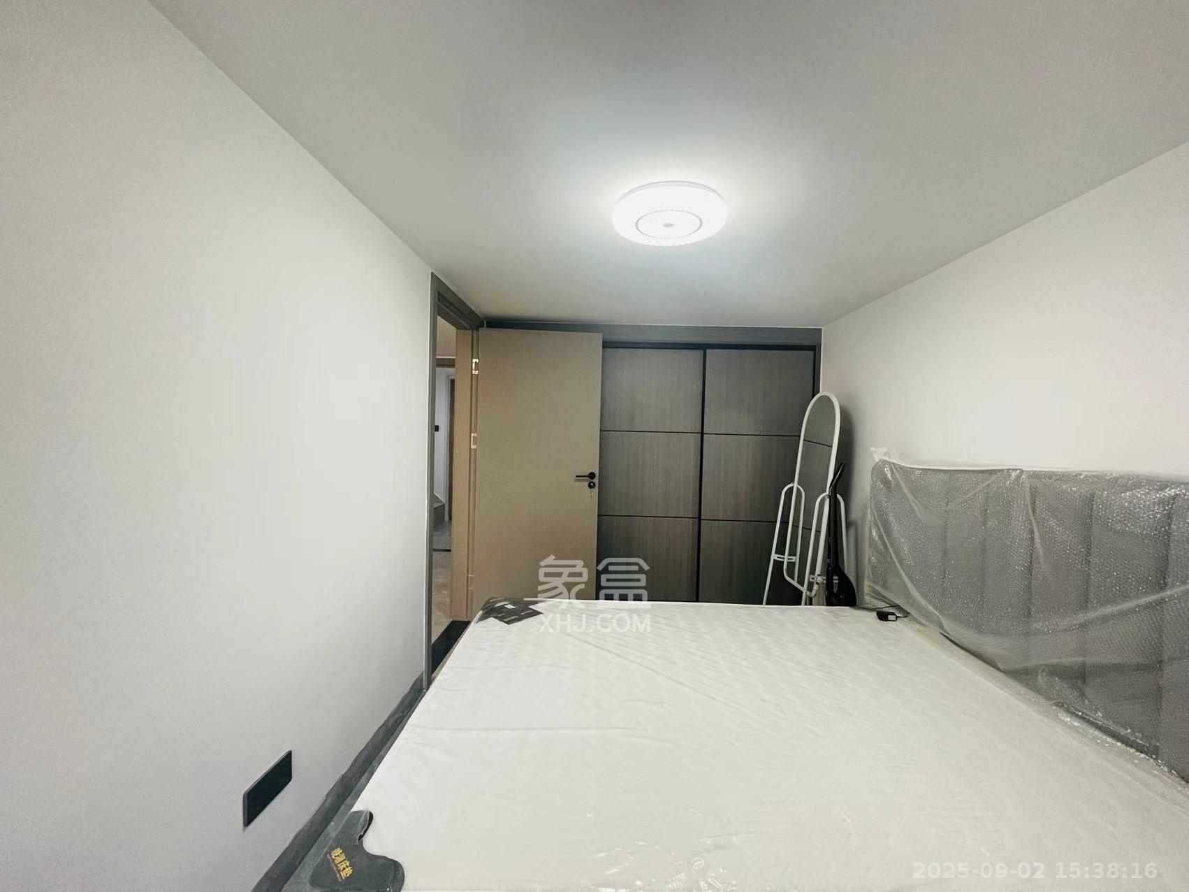 金地中交麓谷香颂(金地中交雅苑)  2室1厅1卫    1800.0元/月室内图