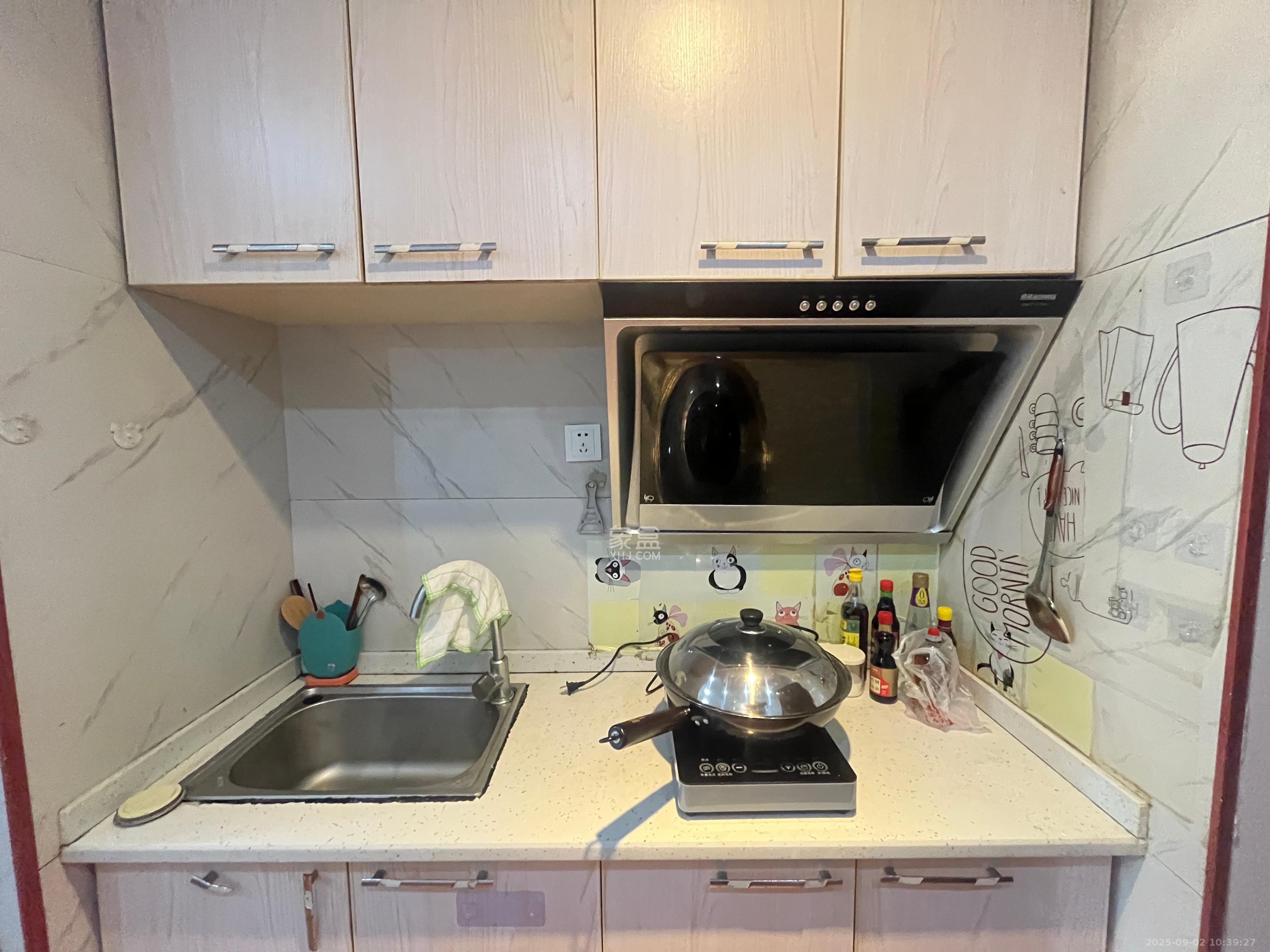 上城星座  1室0厅1卫    1700.0元/月室内图