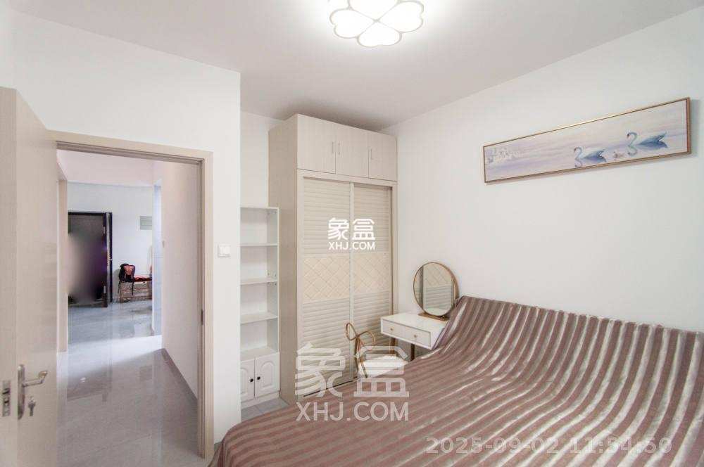 中海梅溪湖壹号  3室2厅1卫    3200.0元/月 中海梅溪湖壹号  3室2厅1卫    3200.0元/月室内图