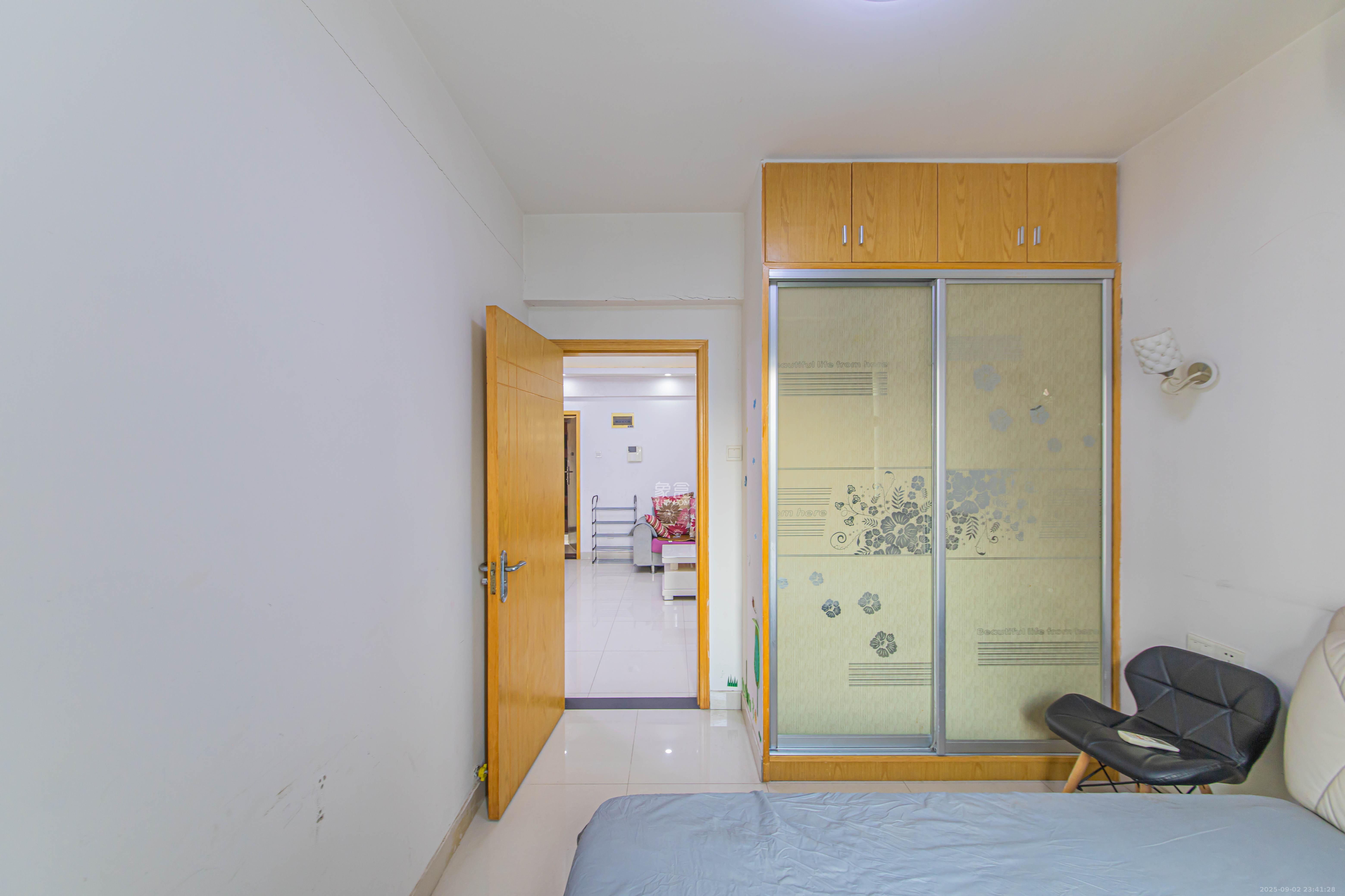中建芙蓉工社  2室1厅1卫   50.00万卧室