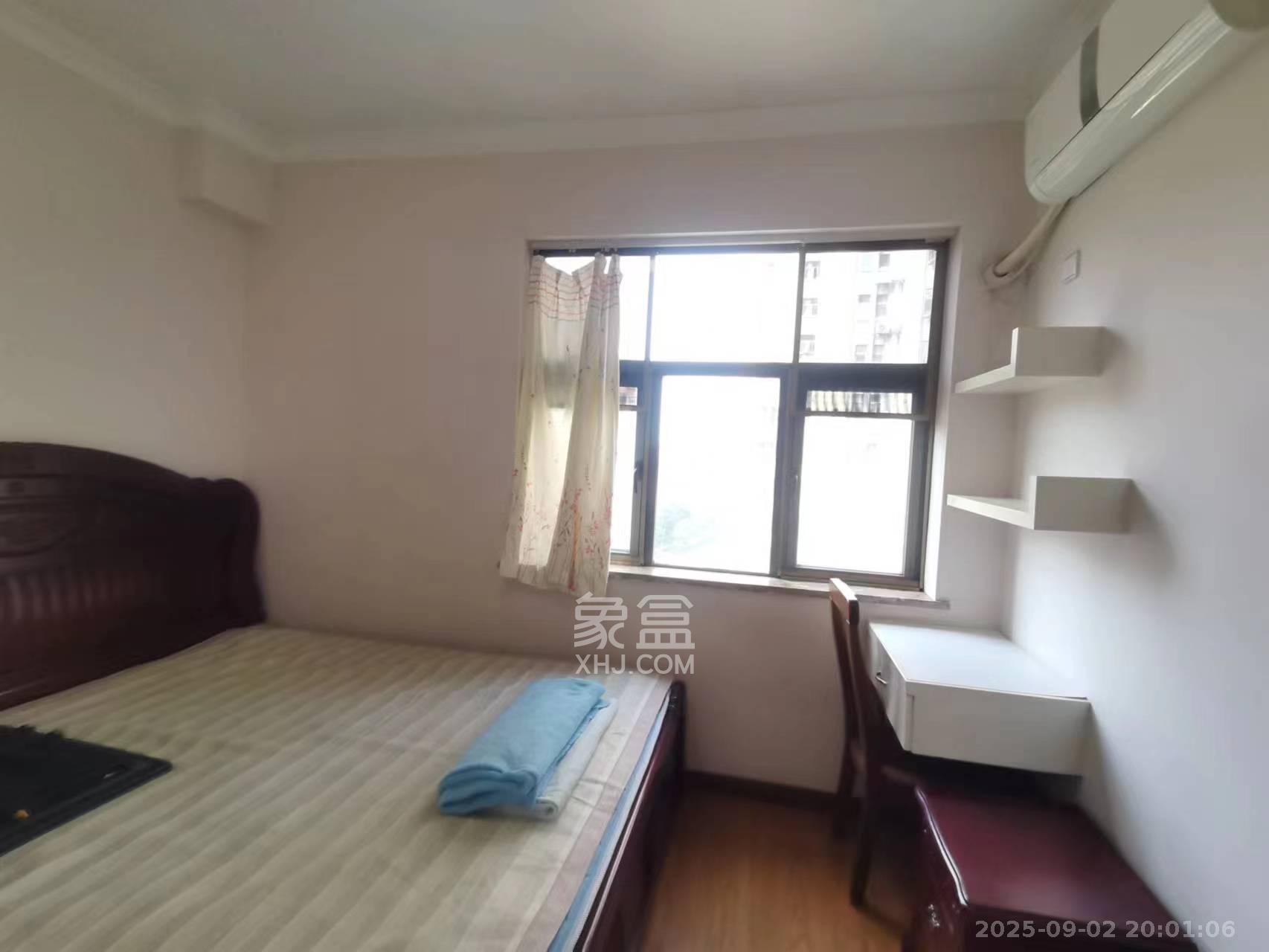 中房瑞致国际  3室2厅2卫    3000.0元/月 中房瑞致国际  3室2厅2卫    3000.0元/月室内图