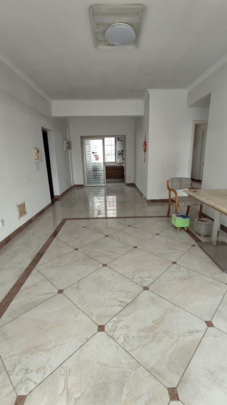 中景花园  2室2厅1卫    2200.0元/月 中景花园  2室2厅1卫    2200.0元/月