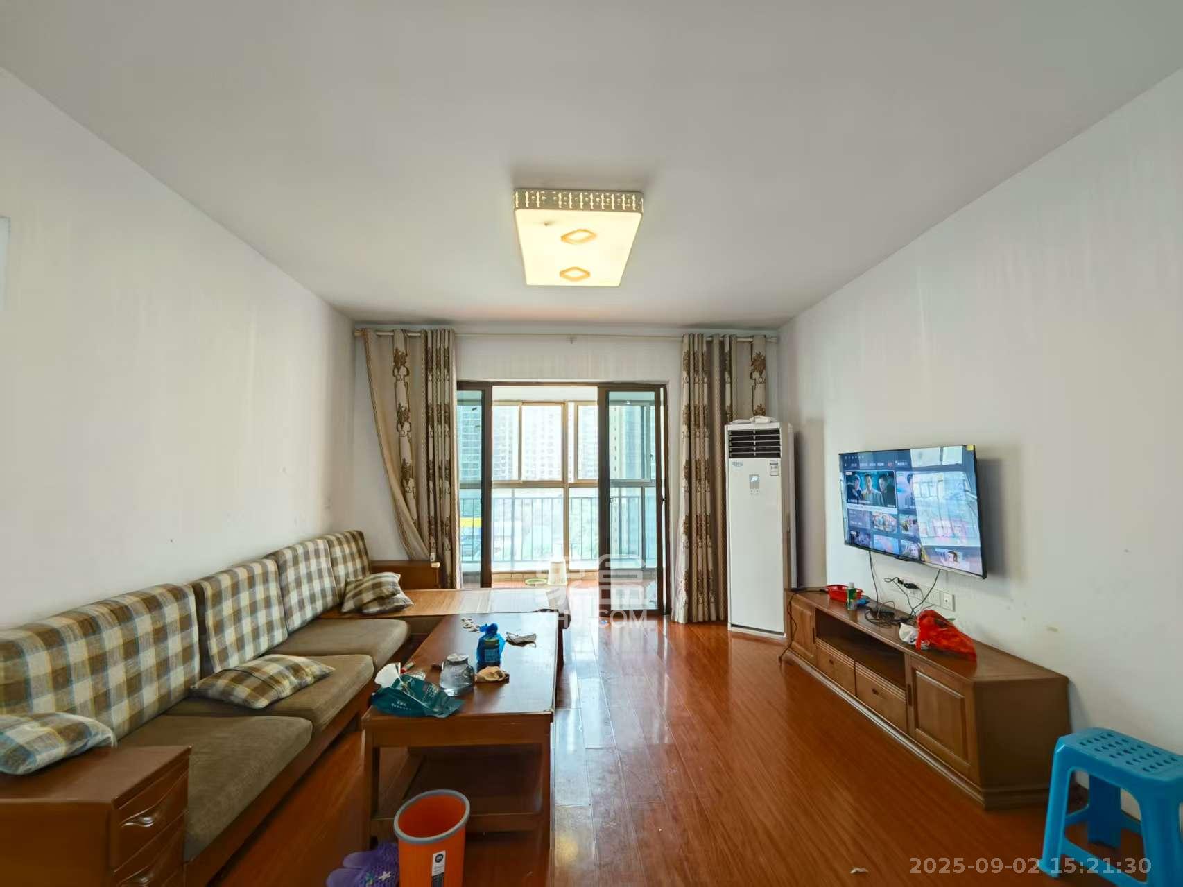 江山帝景哈佛  3室2厅2卫    2200.0元/月 江山帝景哈佛  3室2厅2卫    2200.0元/月室内图