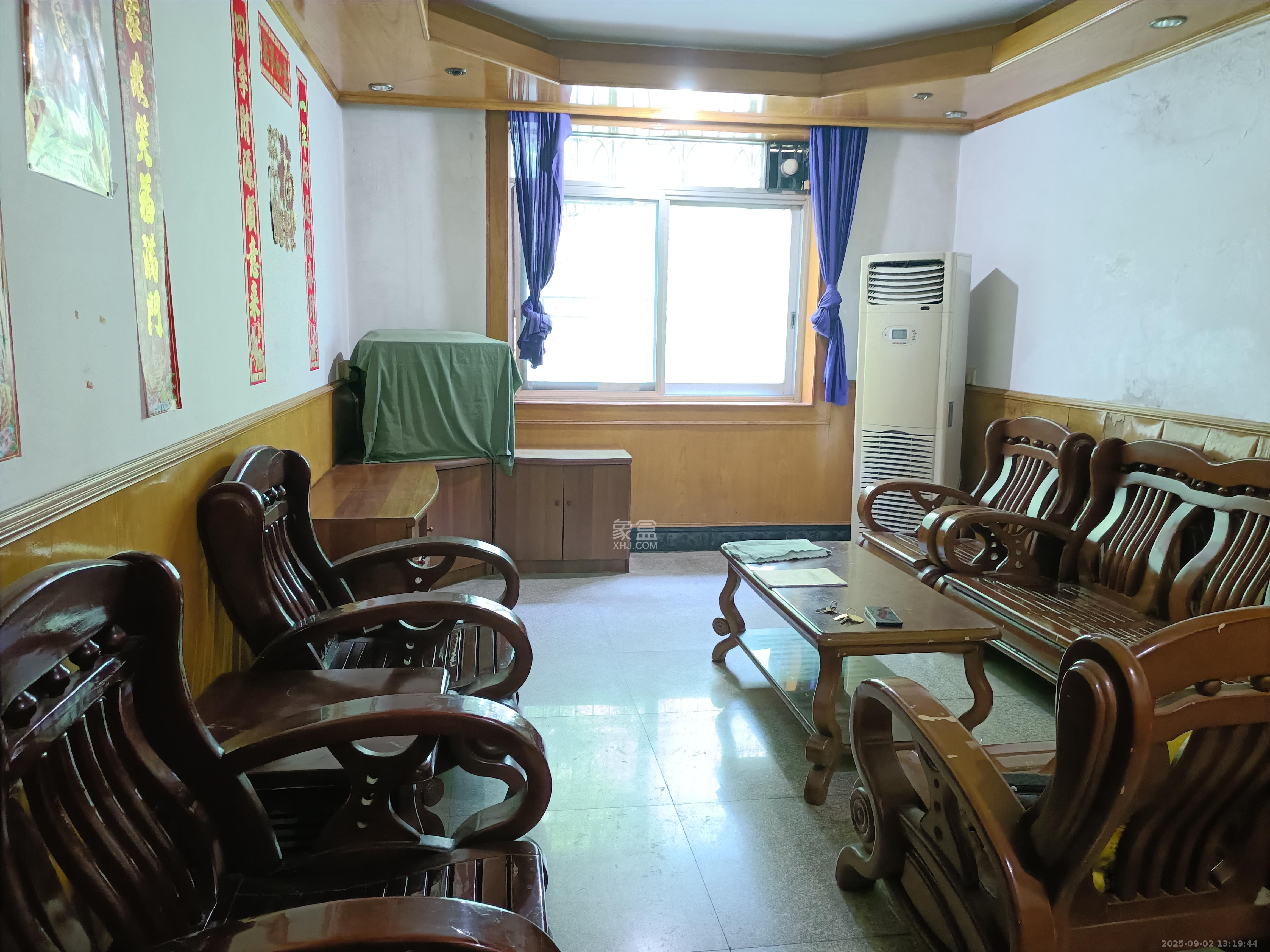 东风二村社区房 2室1厅1卫 1600.0元/月 东风二村社区房 2室1厅1卫 1600.0元/月室内图