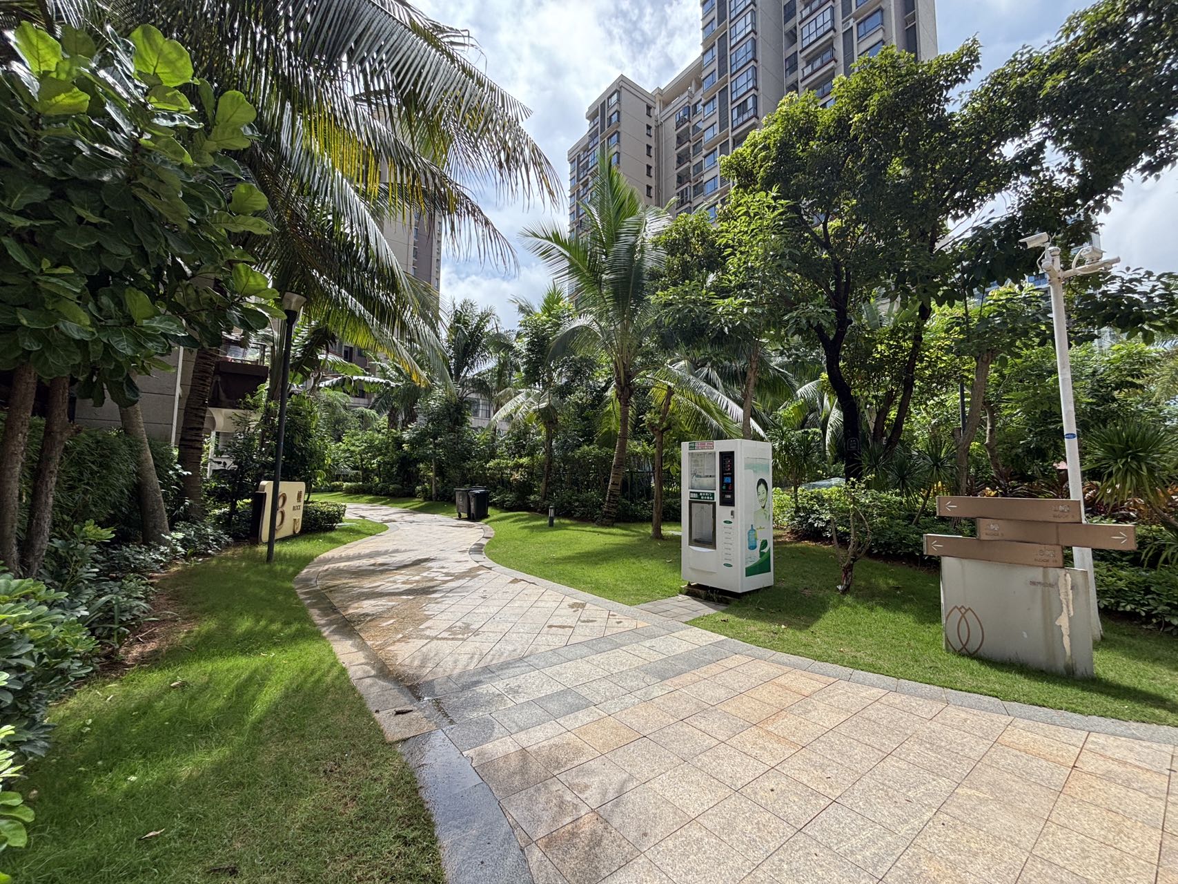 颐养公社阳光城 3室2厅1卫 2200.0元/月 颐养公社阳光城 3室2厅1卫 2200.0元/月小区图