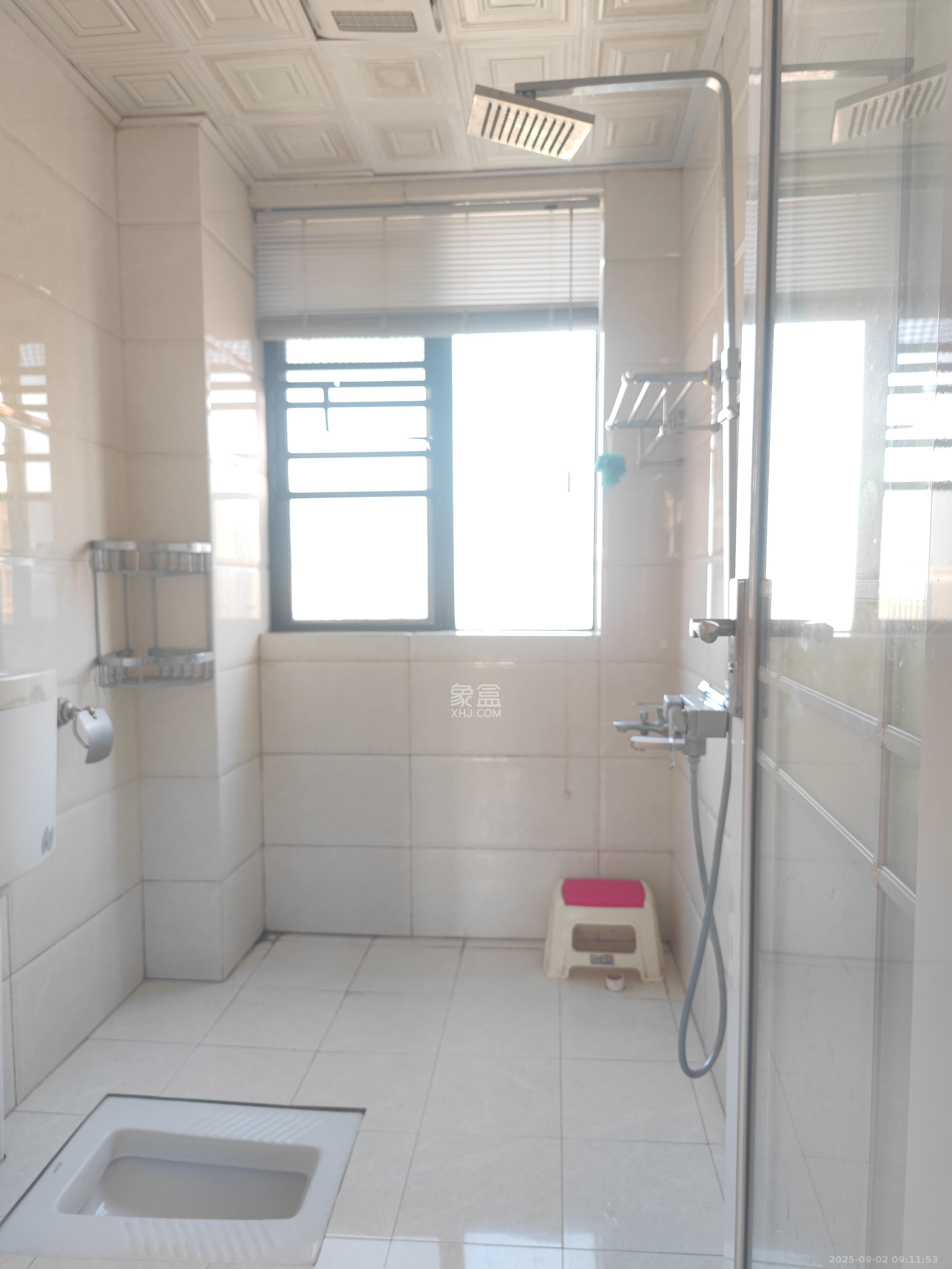 湘域熙岸  3室2厅1卫    3200.0元/月 湘域熙岸  3室2厅1卫    3200.0元/月室内图