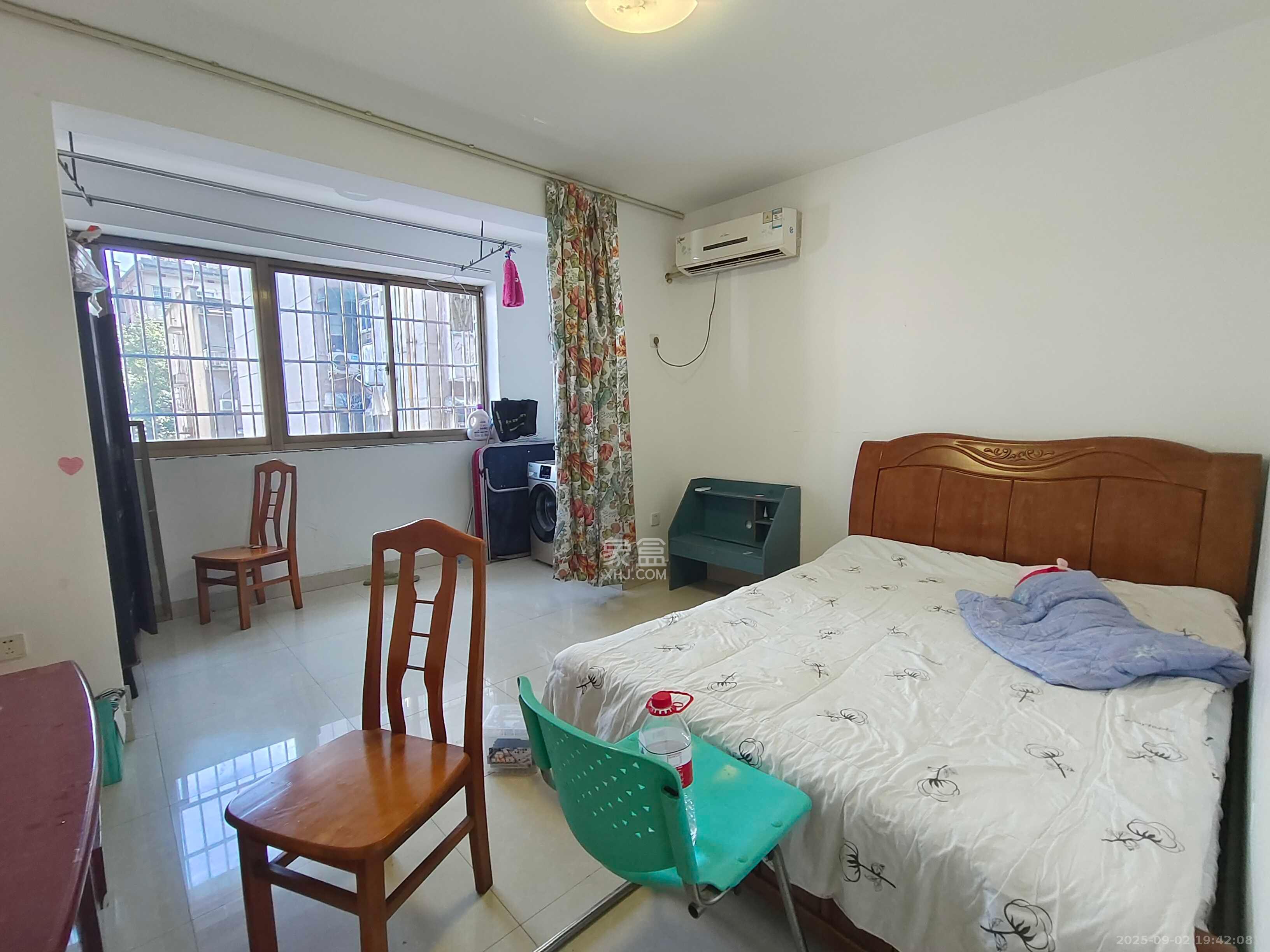 南方宿舍 2室1厅1卫 1700.0元/月 南方宿舍 2室1厅1卫 1700.0元/月室内图