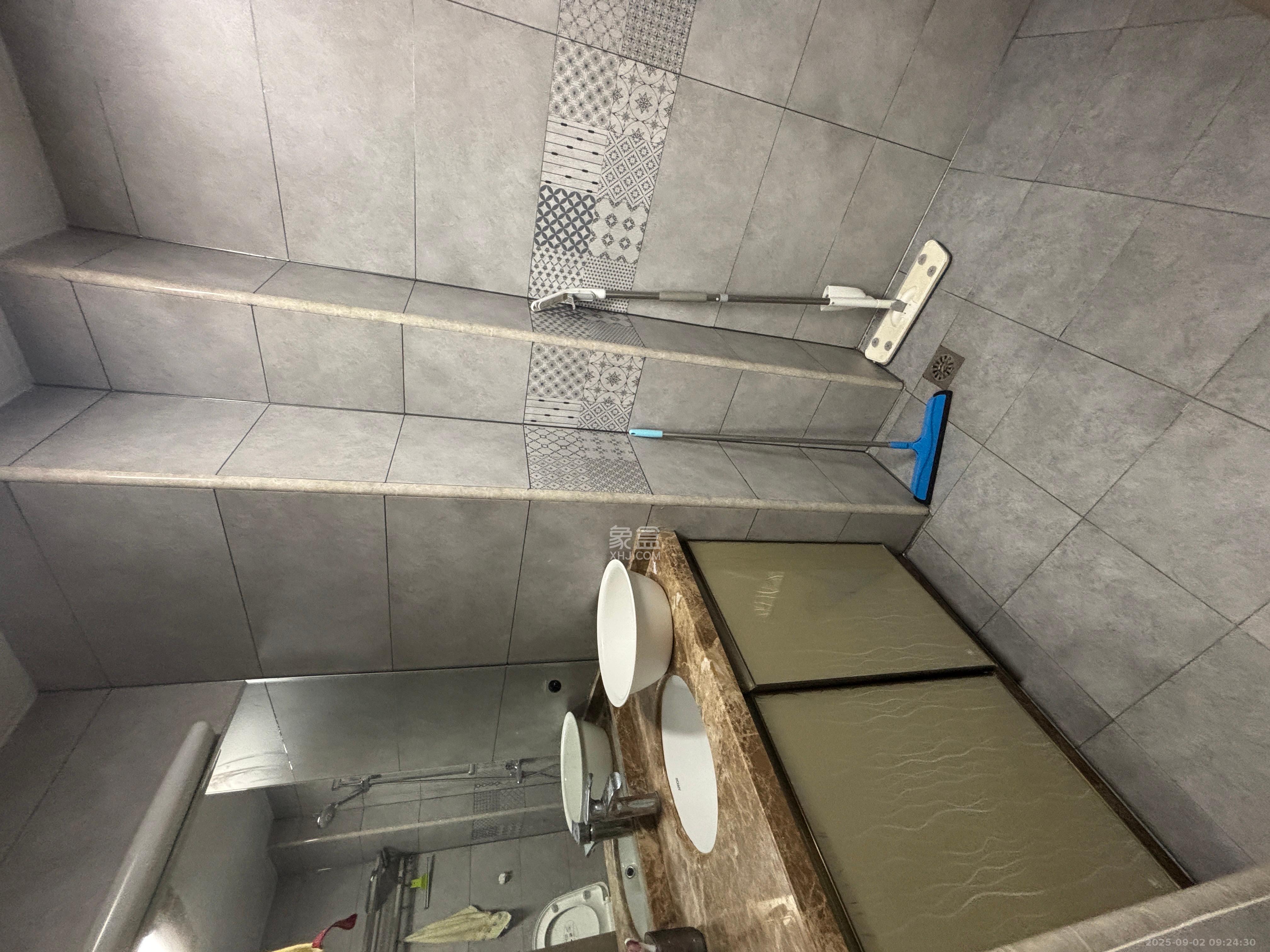 嘉华城（一期）  1室1厅1卫    1500.0元/月室内图