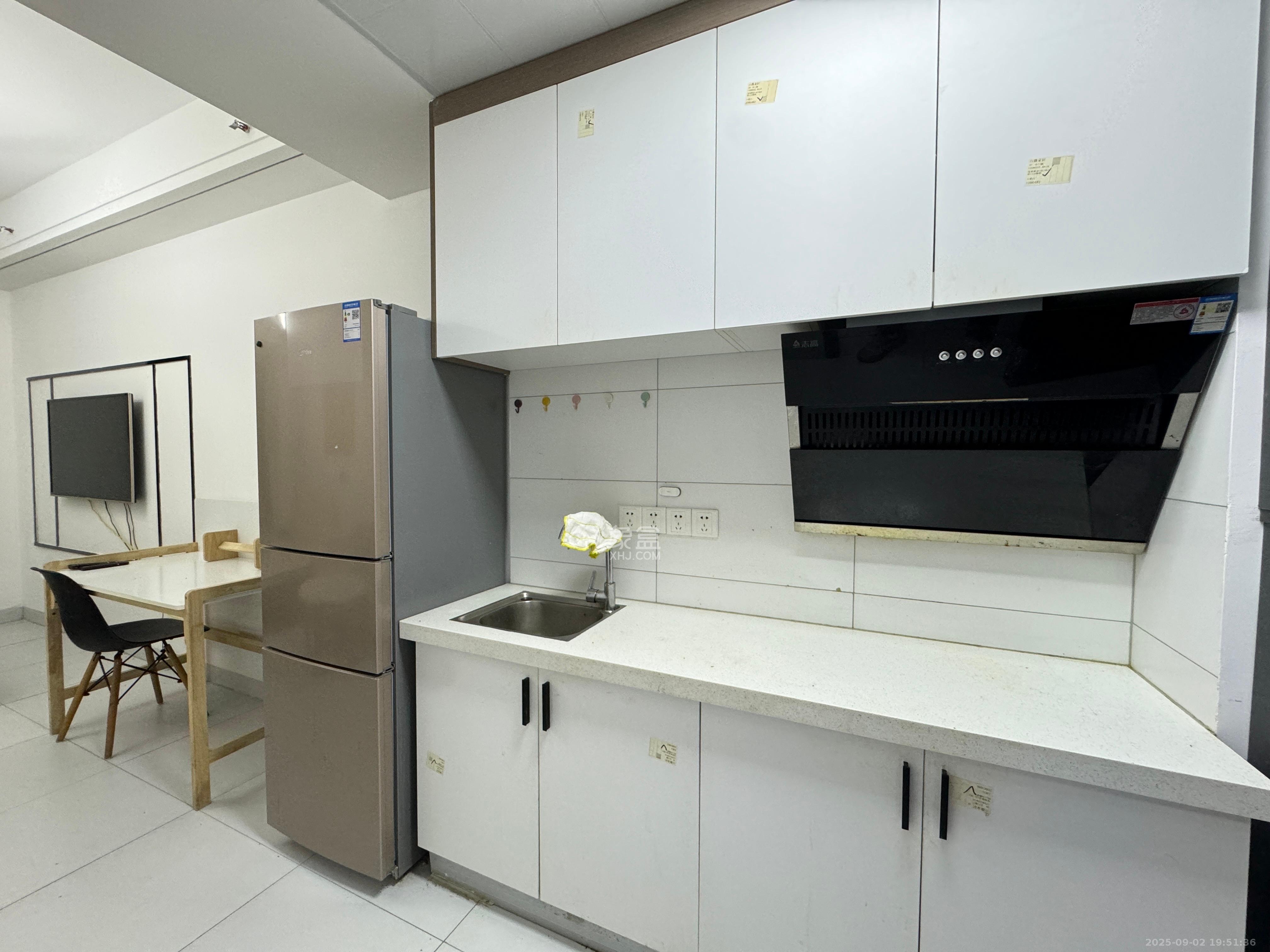 保利麓谷林语I区 1室1厅1卫 1650.0元/月 保利麓谷林语I区 1室1厅1卫 1650.0元/月室内图