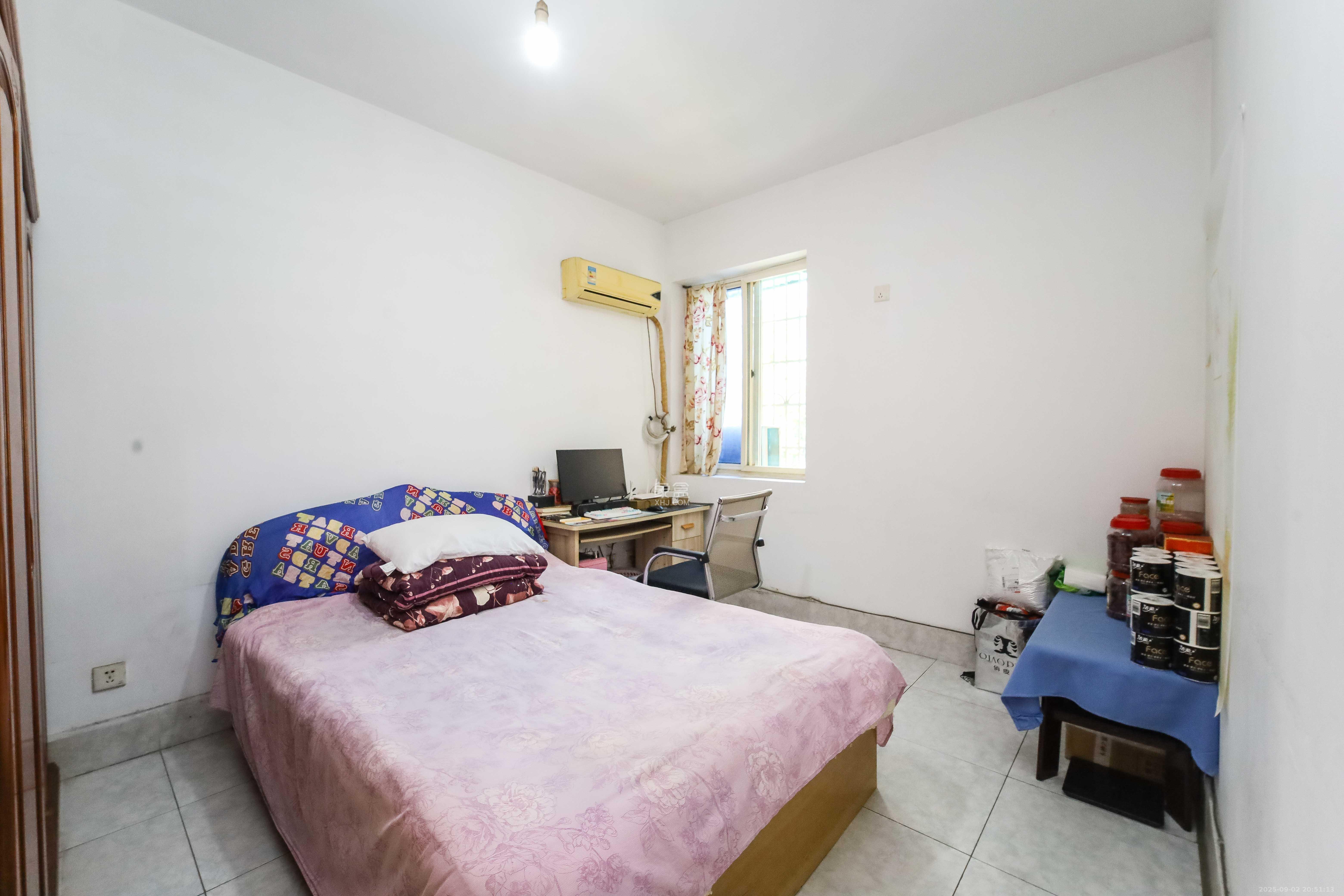 荷花园电信宿舍(天辰荷花苑)  2室2厅1卫    78.0万 荷花园电信宿舍(天辰荷花苑)  2室2厅1卫    78.0万卧室