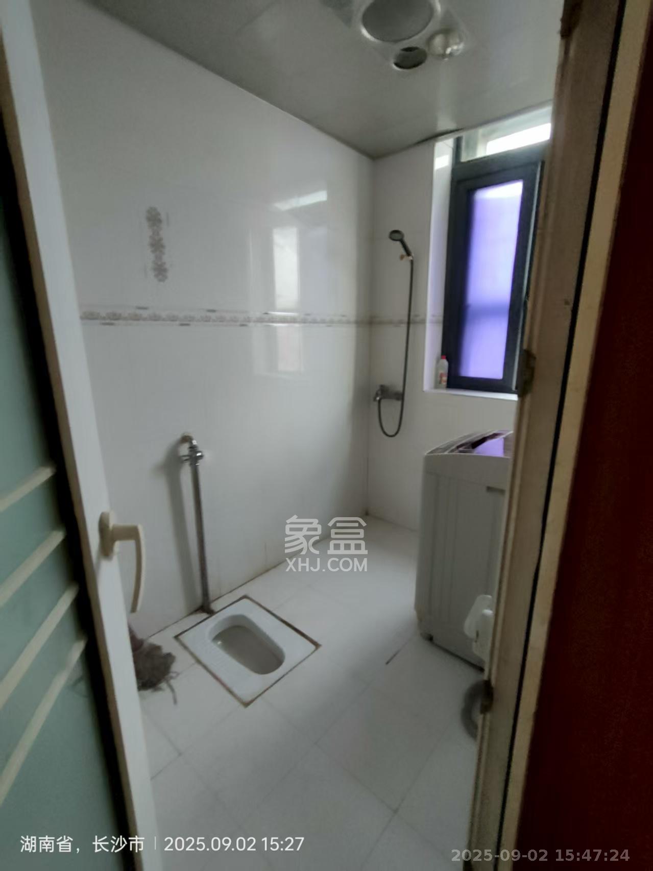 上庭苑  1室1厅1卫    1200.0元/月室内图