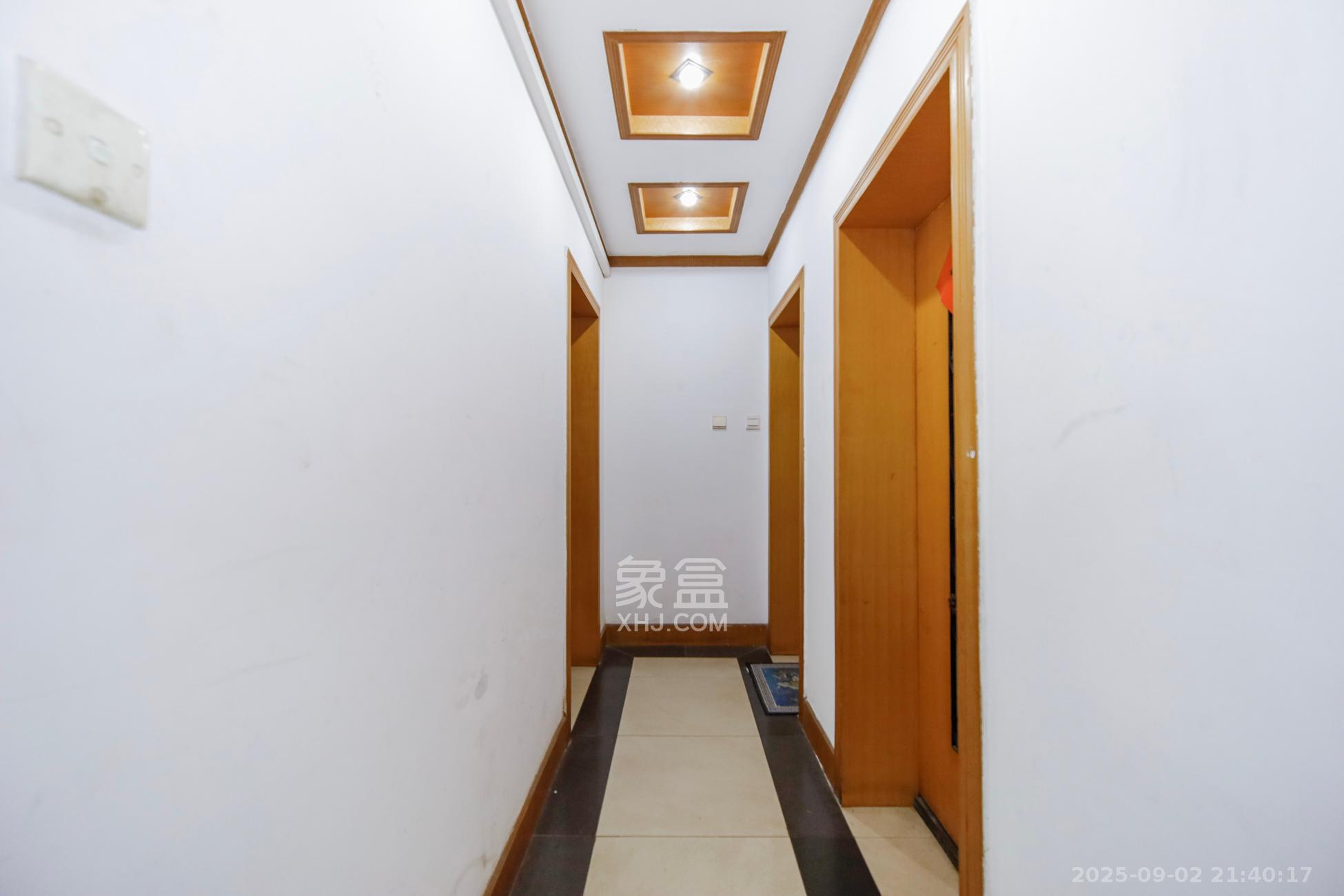 融城花苑  3室2厅2卫    64.0万其他