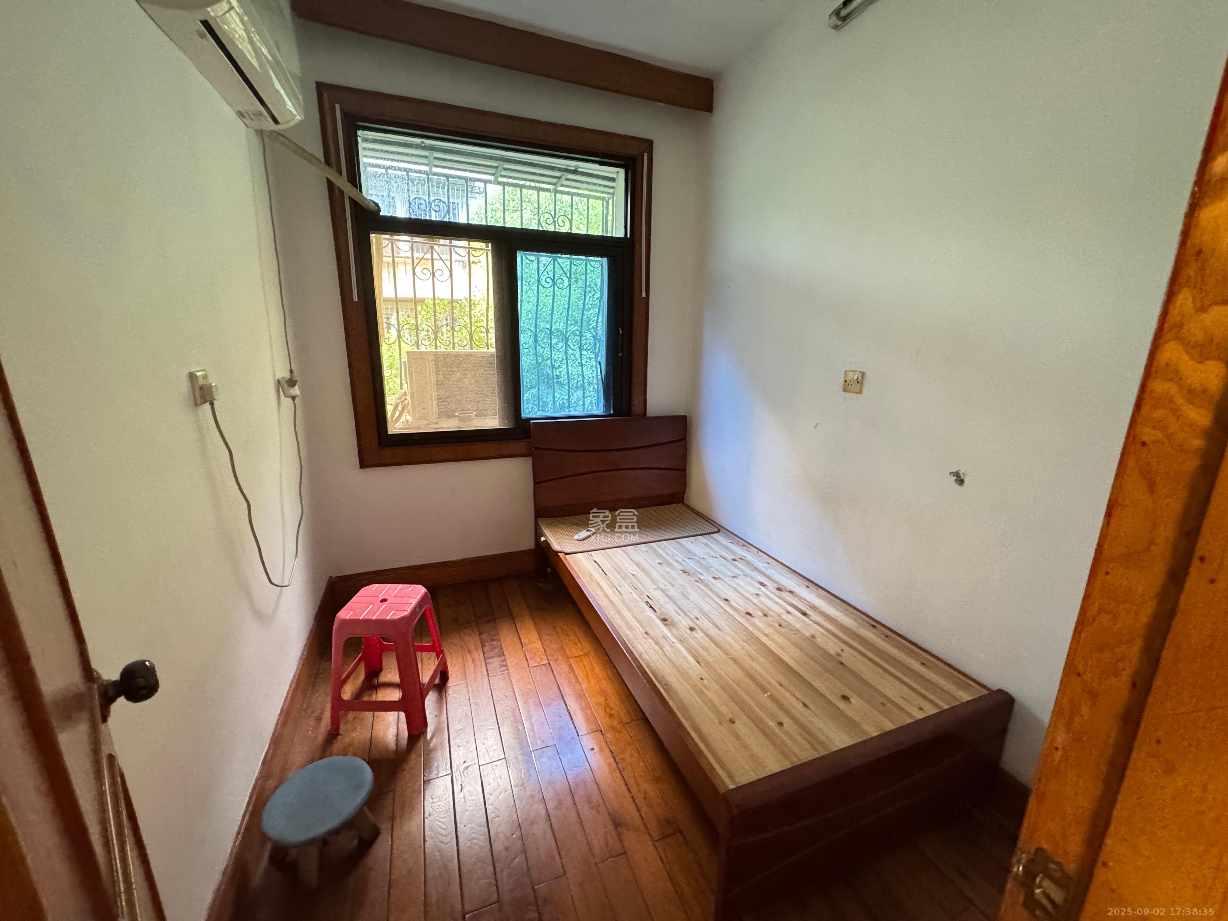 省建苑小区  2室1厅1卫   1900.00元/月室内图