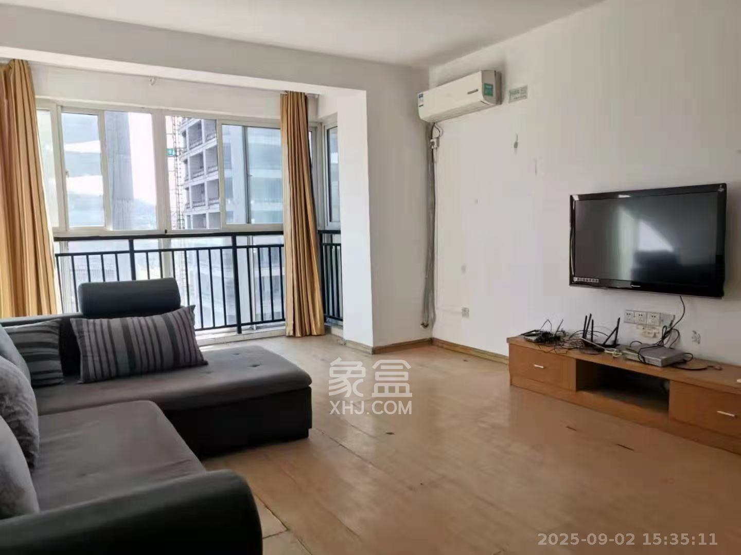 龙王港社区  3室2厅1卫   2500.00元/月