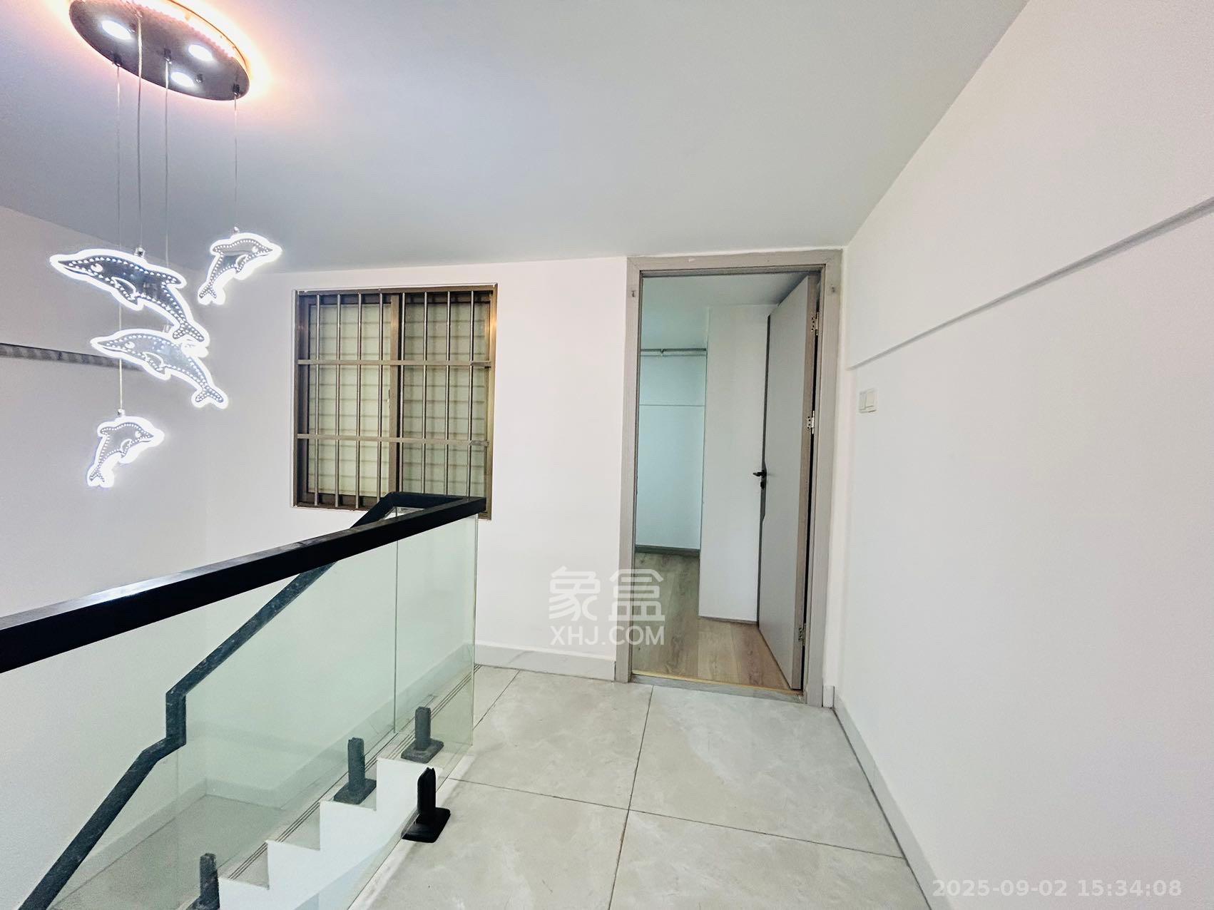 华润琨瑜府  2室1厅1卫    2300.0元/月 华润琨瑜府  2室1厅1卫    2300.0元/月室内图