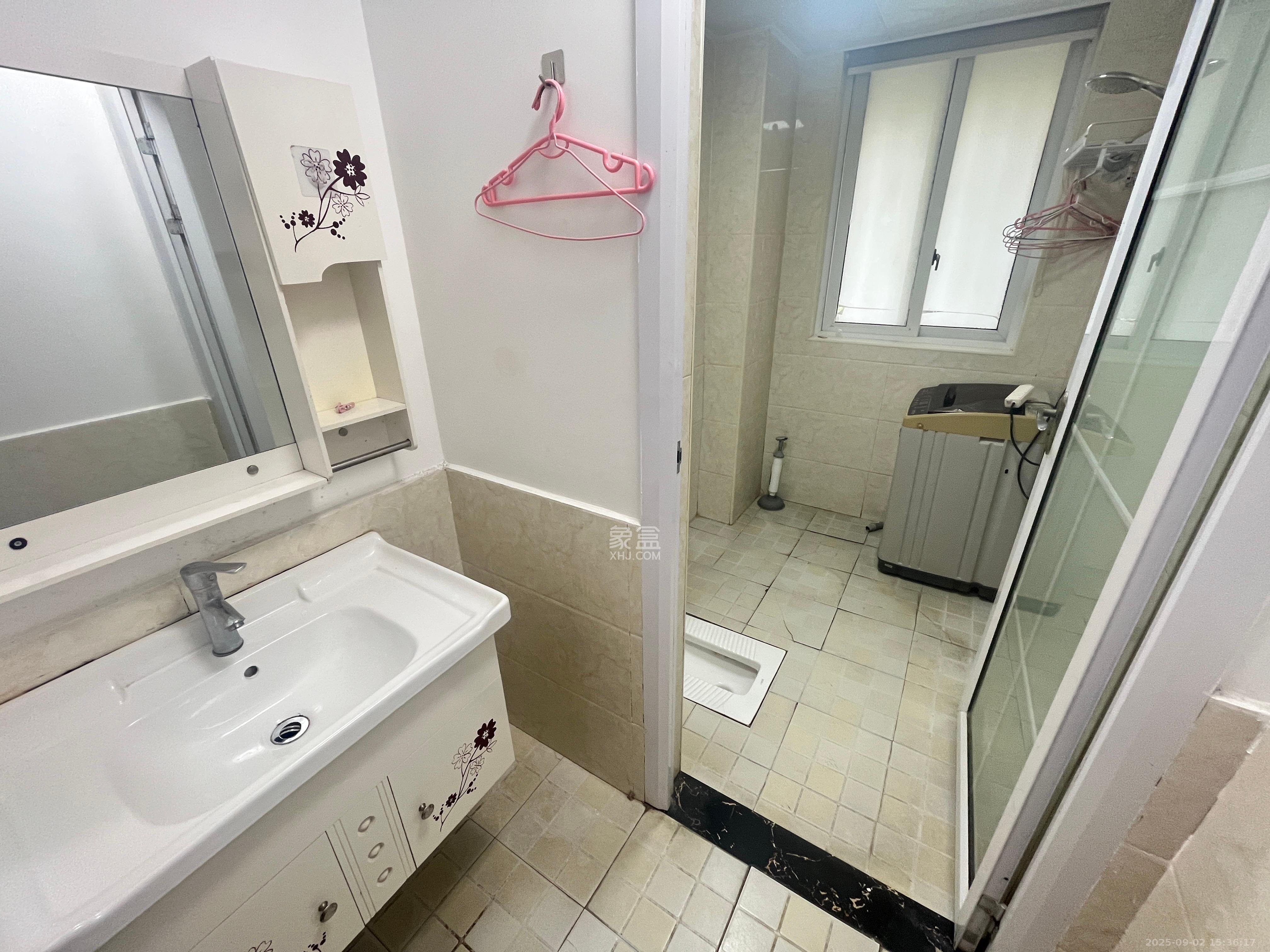 家兴苑  3室2厅1卫    2600.0元/月 家兴苑  3室2厅1卫    2600.0元/月室内图